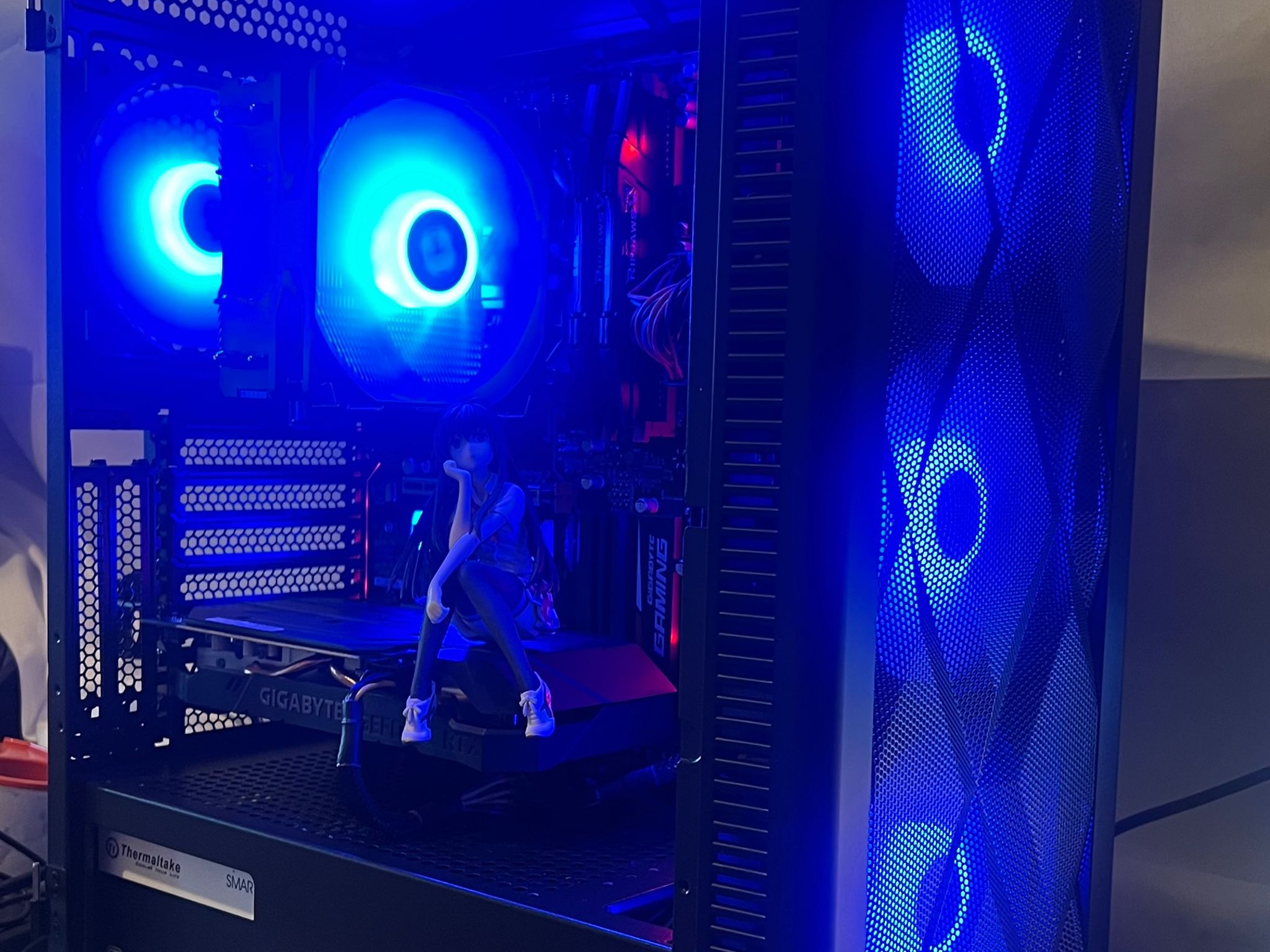 “Icy❄️” Gaming PC | Ryzen 5 3600 | GIGABYTE RTX 2060 | 16GB RAM | 512GB | Windows 11 Pro