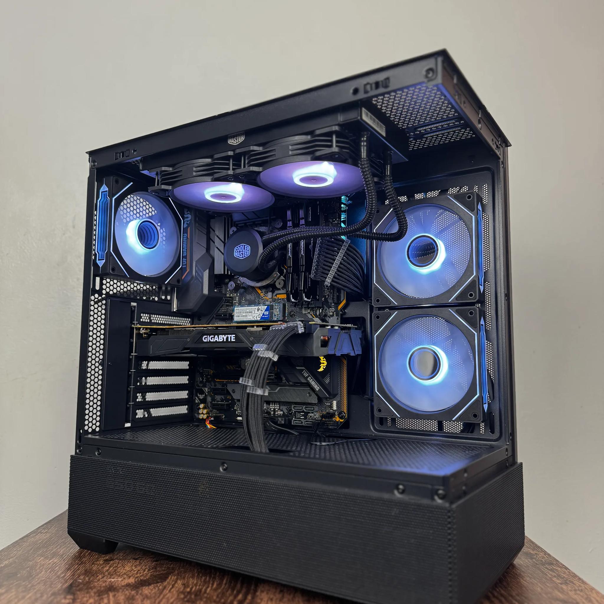 💸Value!💸 Budget Gaming PC (i7 9700k + GTX 1080 TI + 16gb Ram)