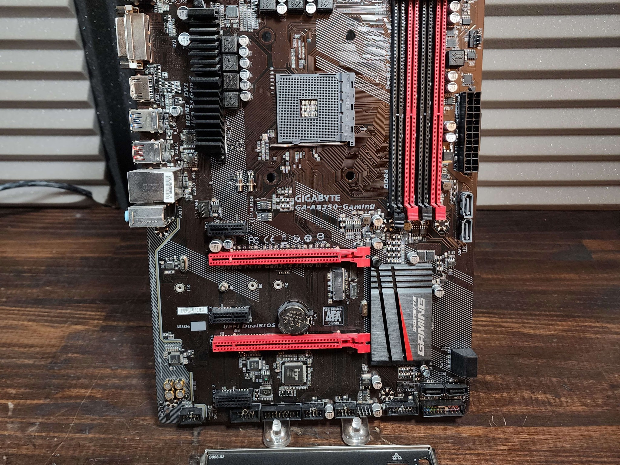 Gigabyte GA-AB350-Gaming *for parts*