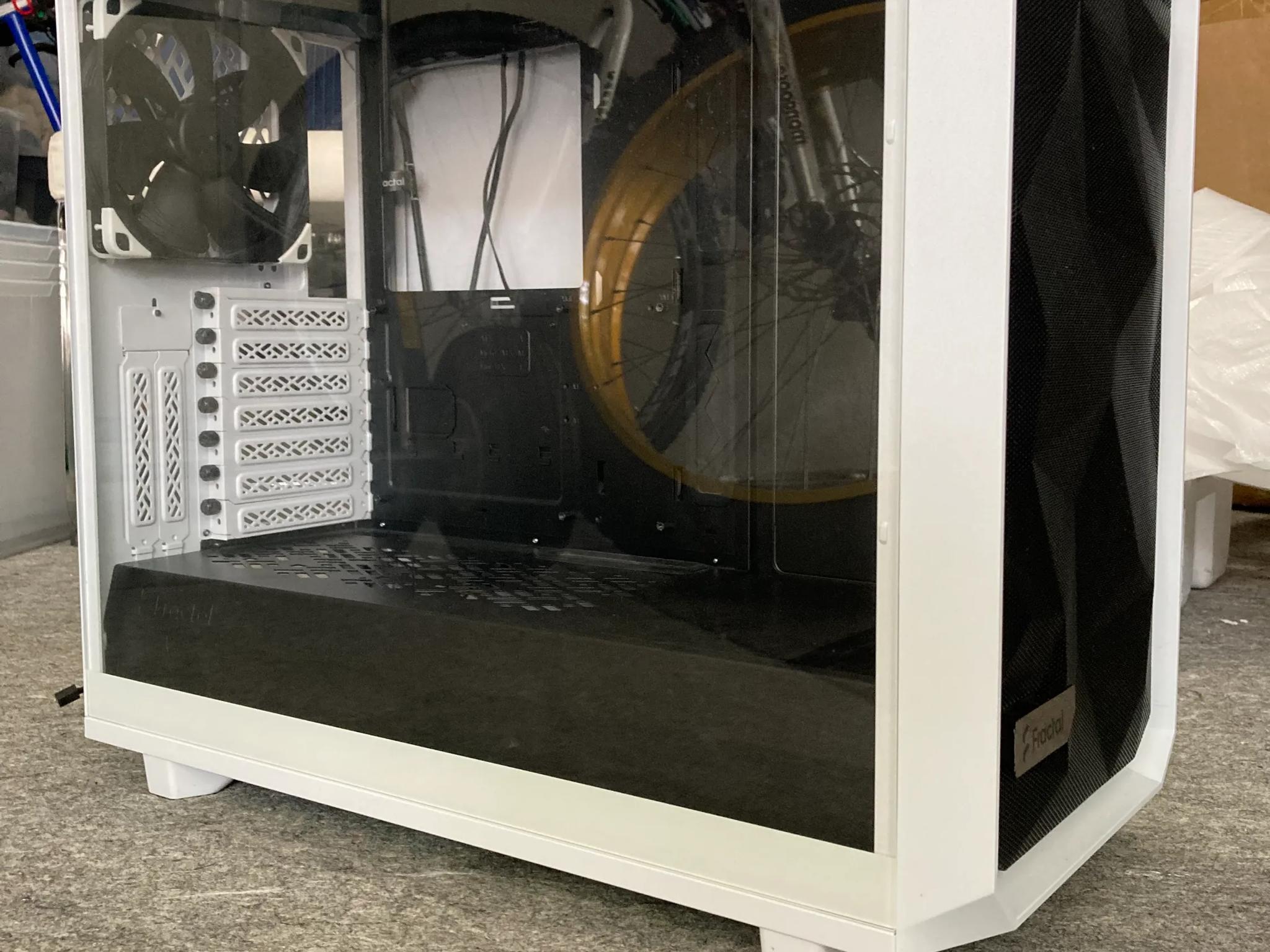 On Sale! Meshify 2 (White) with Noctua Chromax Fans!