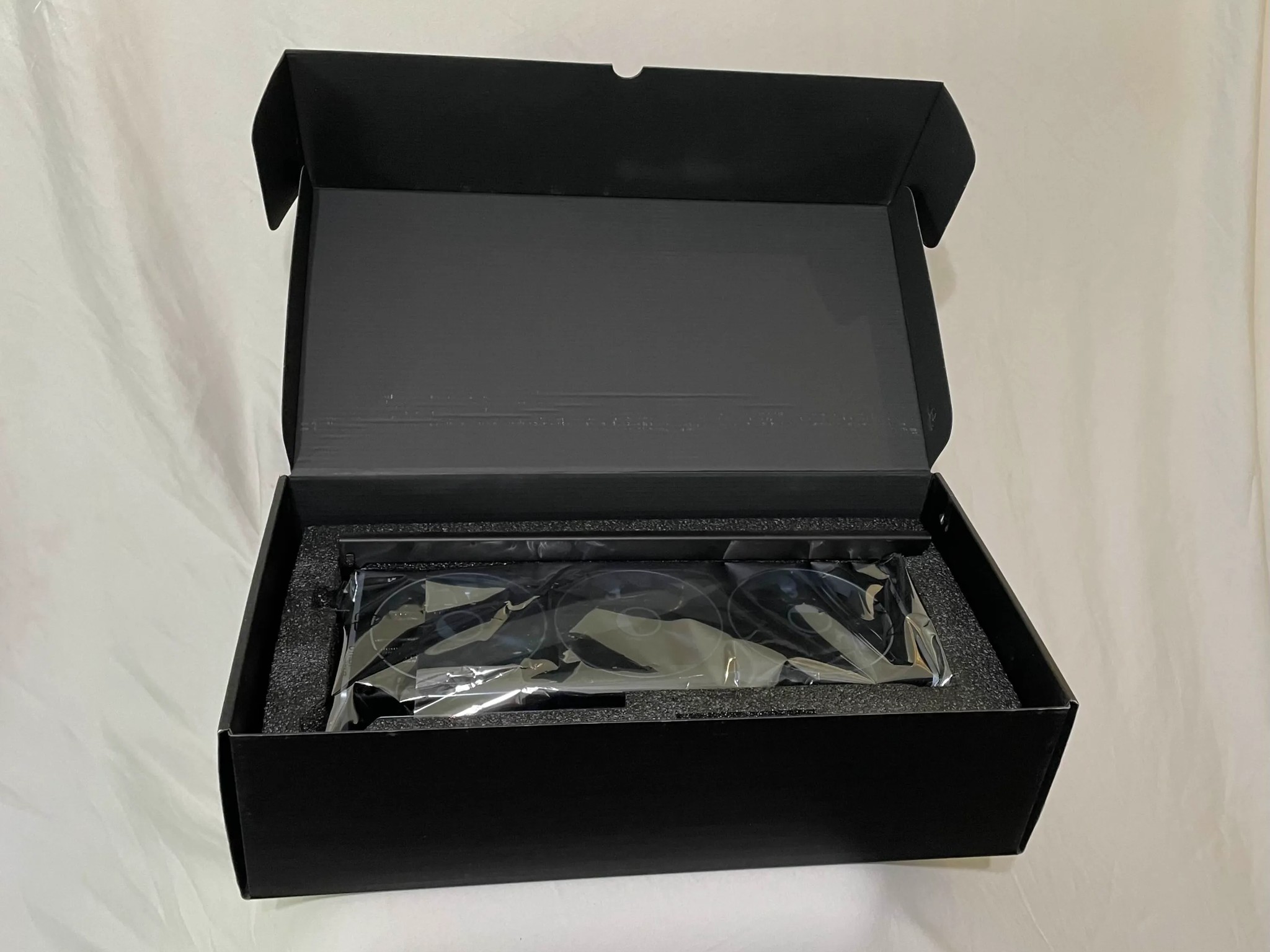 XFX MERC 310 RX 7900XT 20GB GDDR6 Graphics Card – Excellent Condition