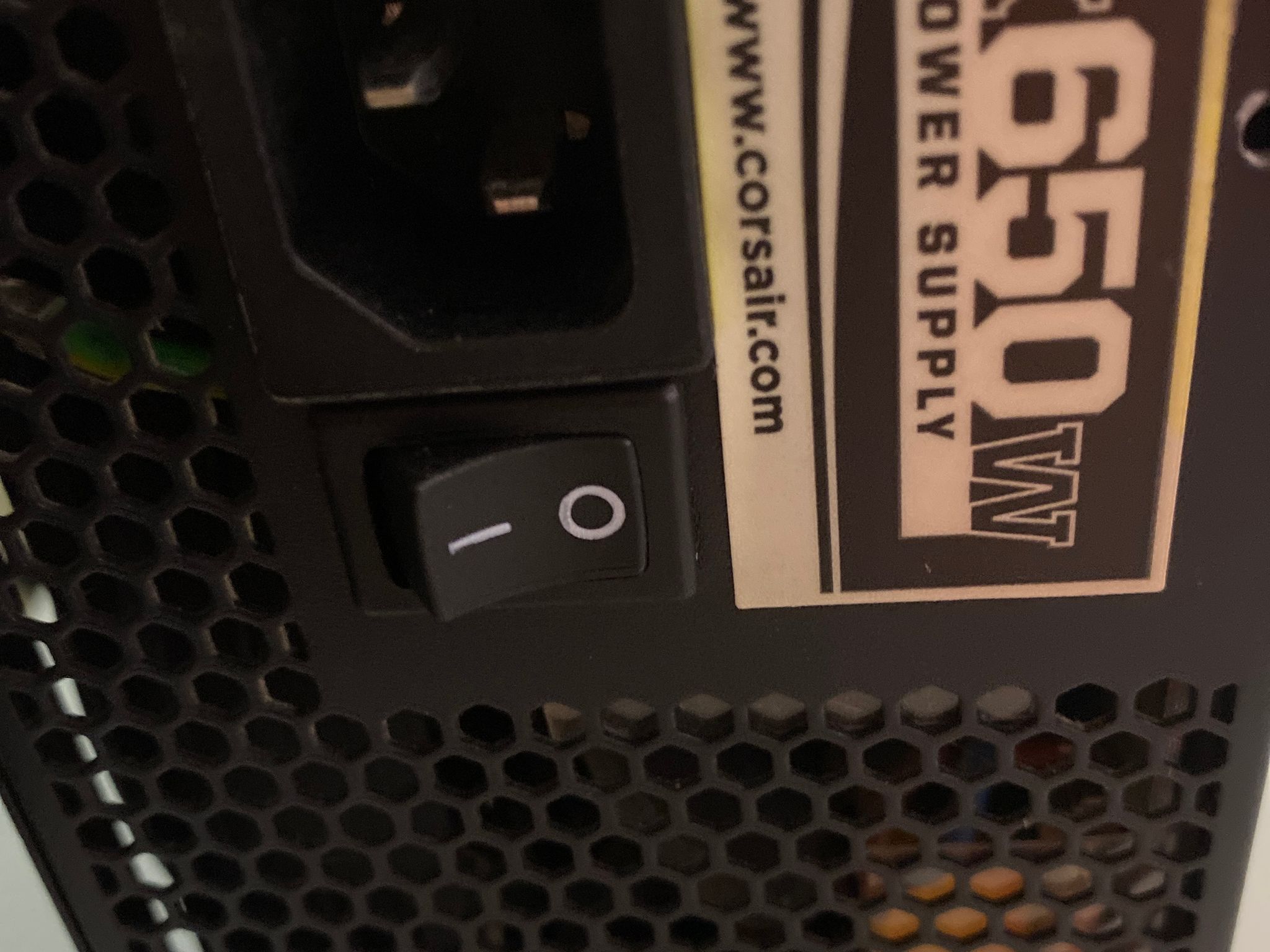 CORSAIR TX650W