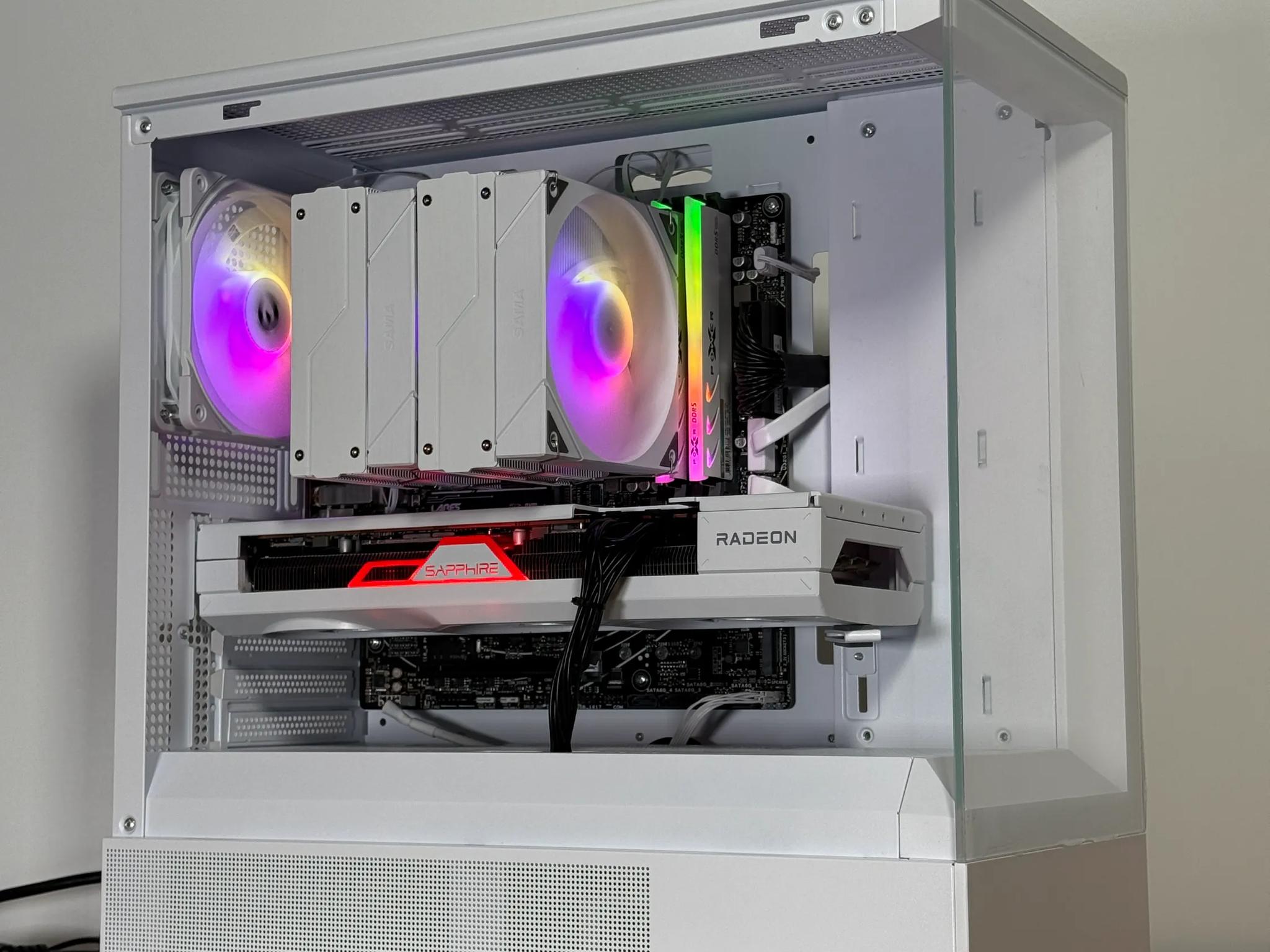 RX 7800XT Ryzen 5 7600X Gaming PC