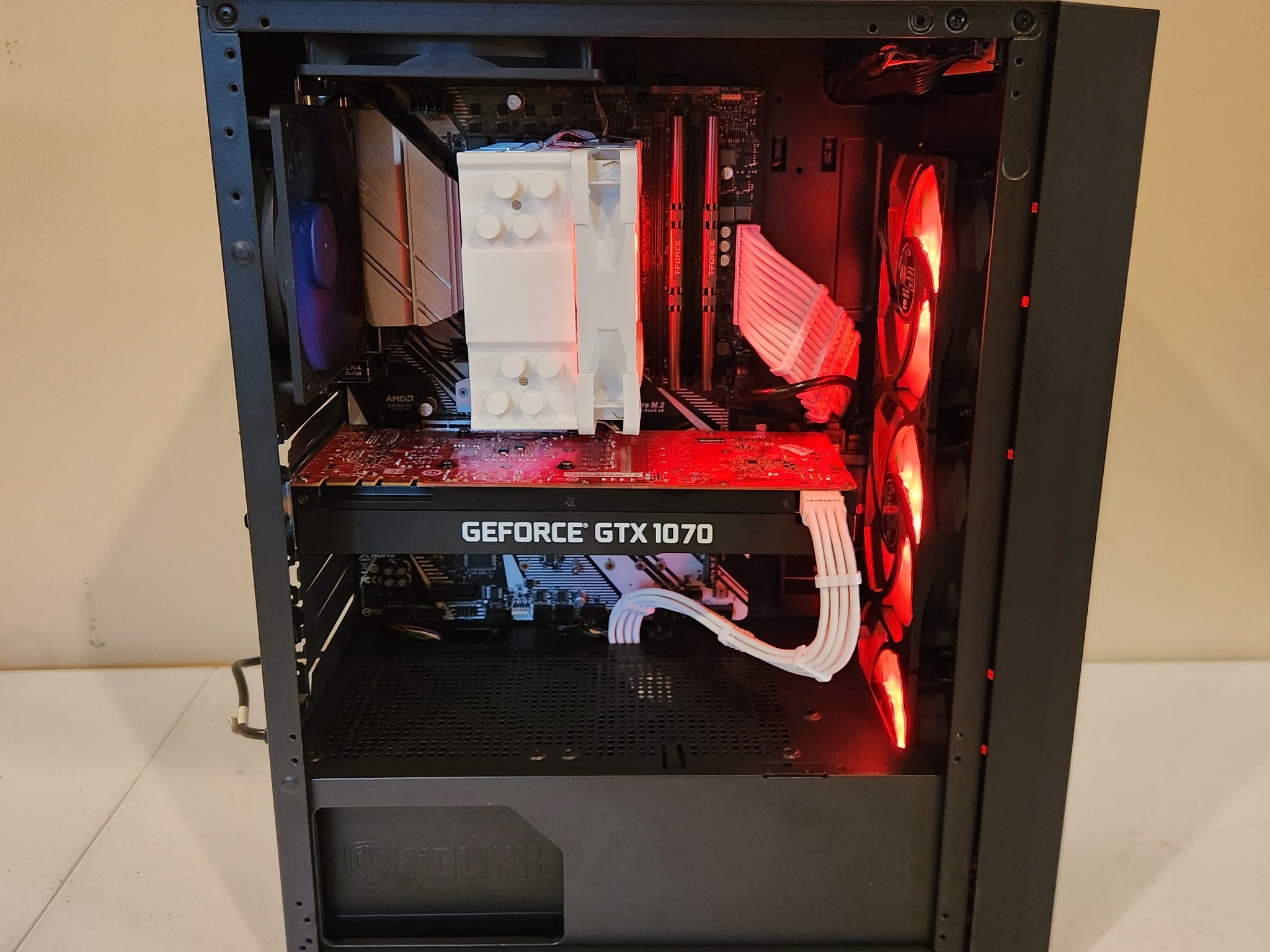 Powerful Core i7-8700 / GTX 1070 Used Gaming Build