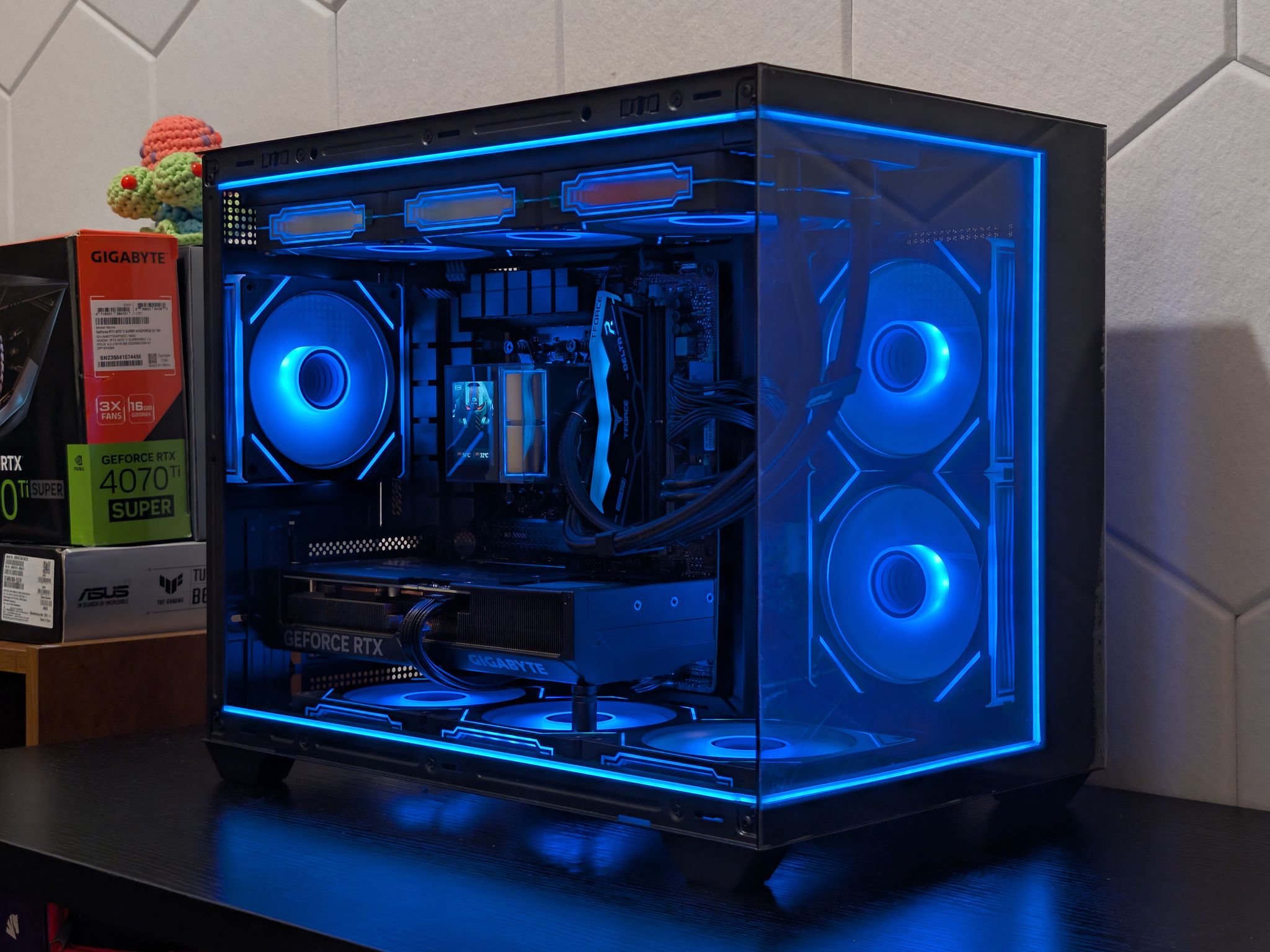 🔥🐃 4K Gaming Beast | RTX 4070Ti Super | Ryzen 7 7700X | 2TB SSD | 32GB RAM | WiFi 6 & BT 🐃🔥