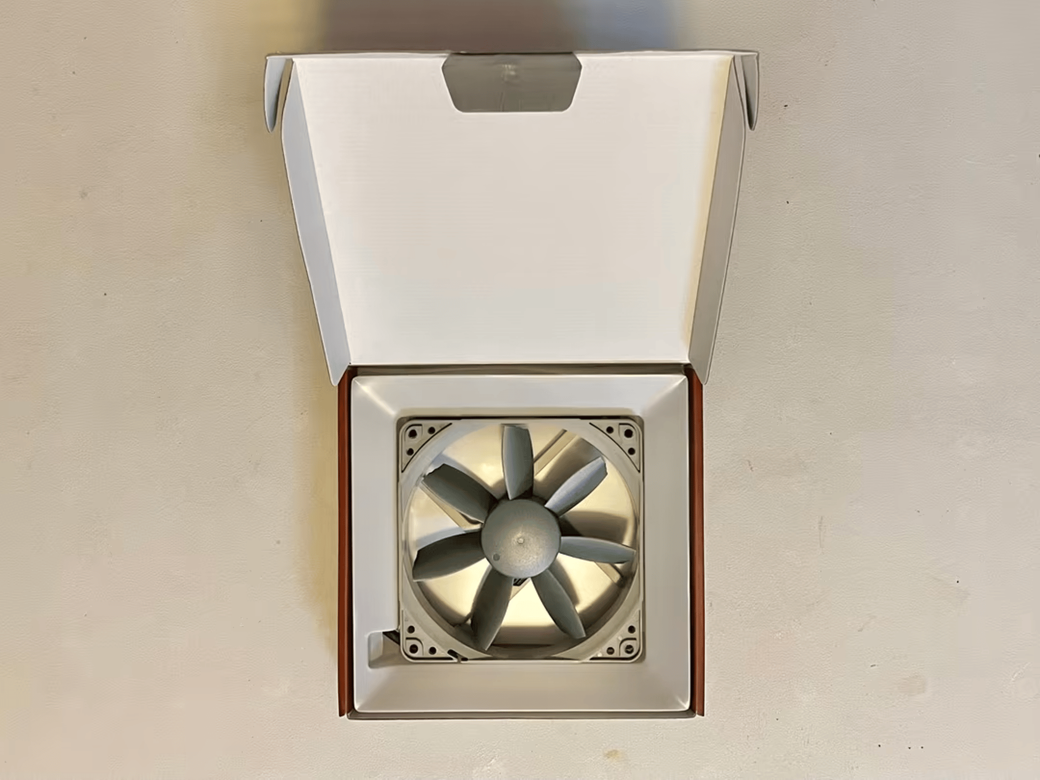 Noctua NF-S12B redux-1200 PWM High Performance Cooling Fan, 4-Pin (120mm, Grey) (Used, Like New)