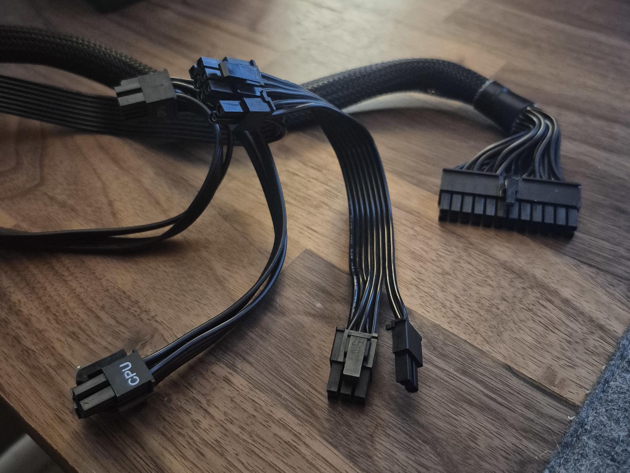 THERMALTAKE SMART BM3 750 WATT PSU