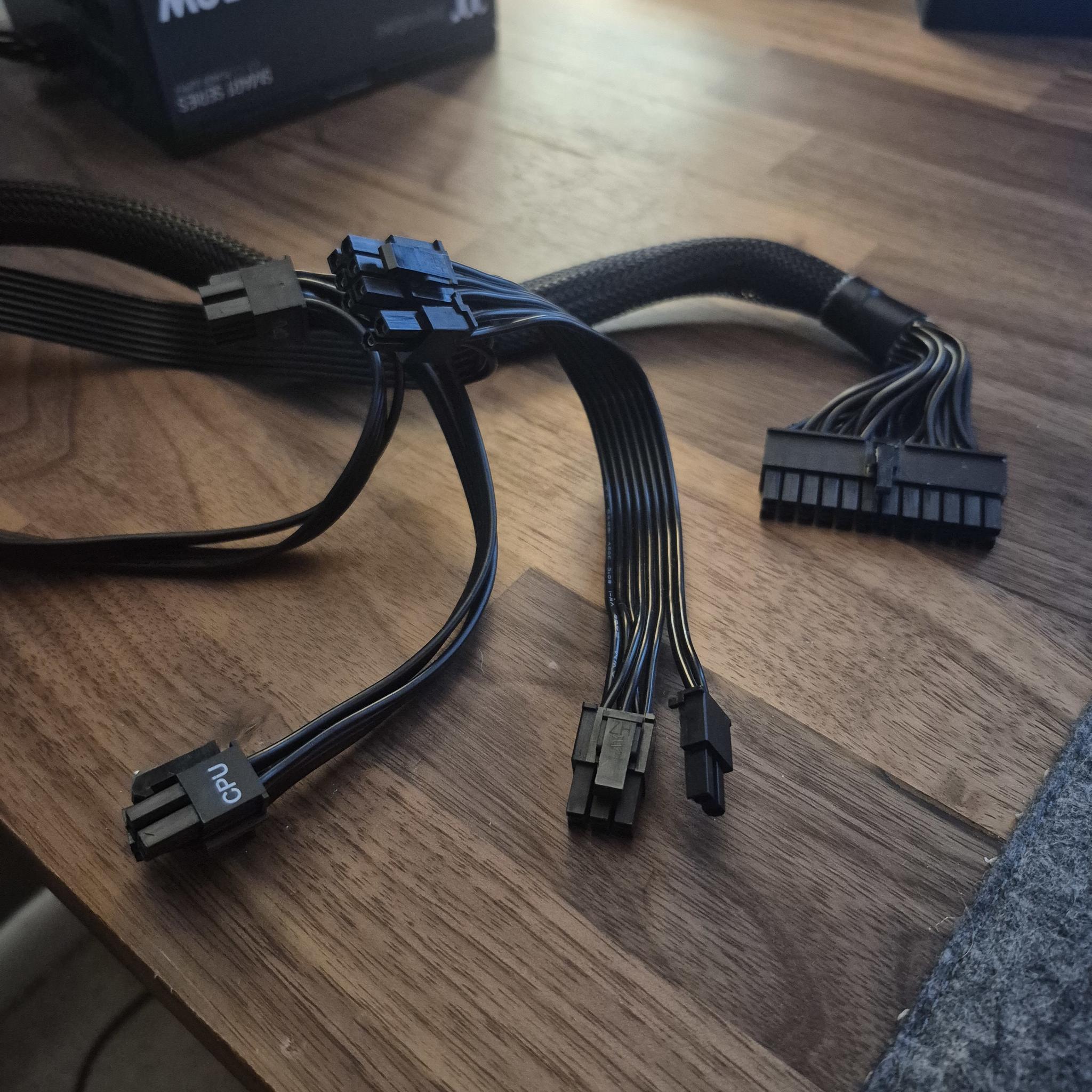 THERMALTAKE SMART BM3 750 WATT PSU