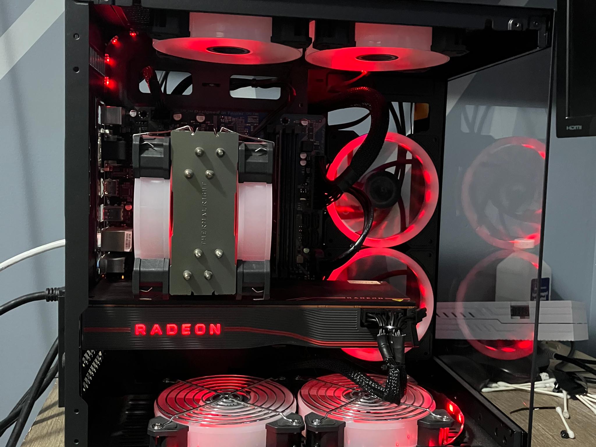 i7-9700 | RX 5700 XT | 16 GB Ram | 512 GM NVMe | 600W PSU | Win 11 Pro | RGB | Tempered Glass