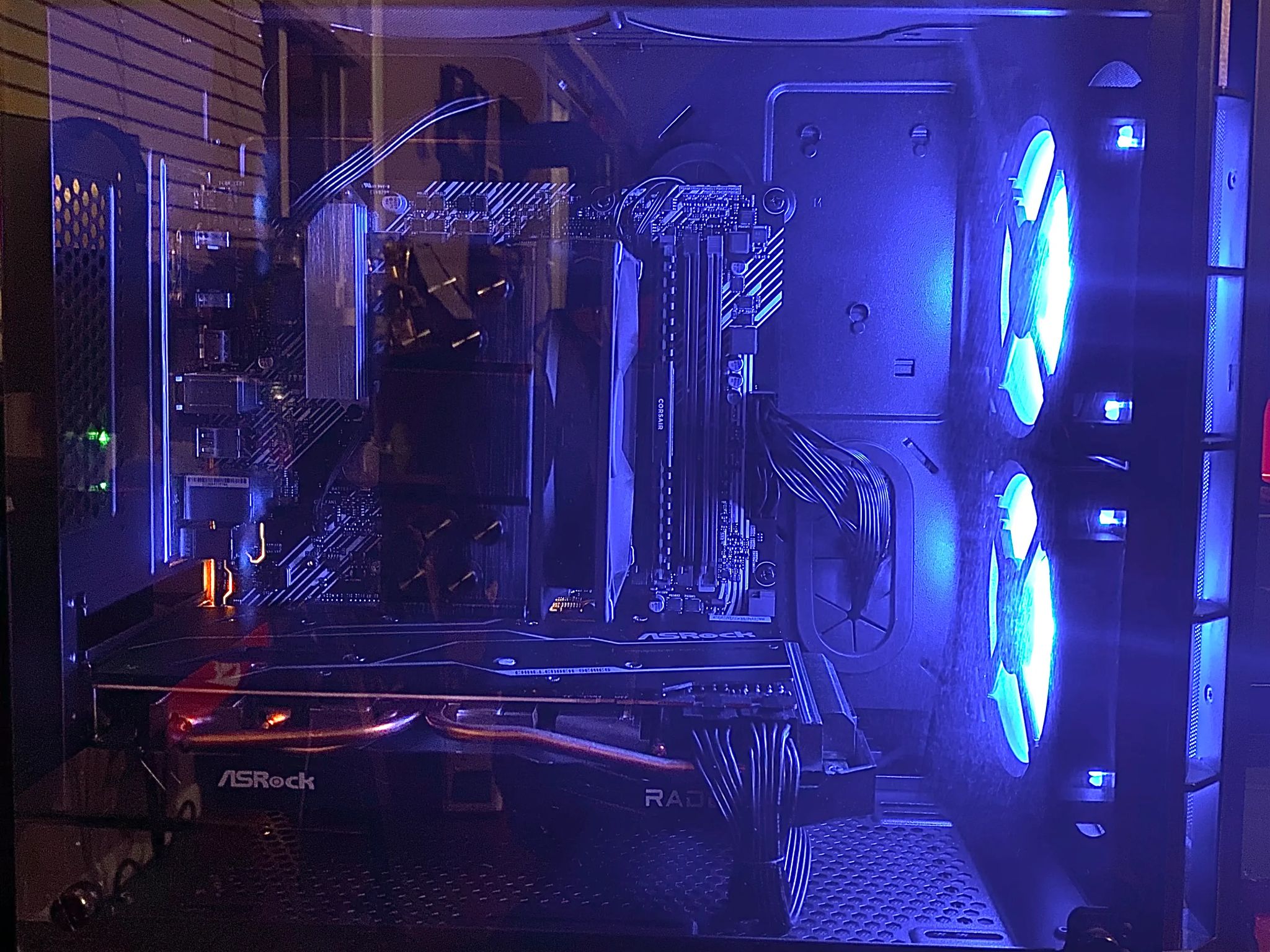 Ryzen 5 5600G, rx 6700xt, 16gb ram, 500gb SSD Gaming PC
