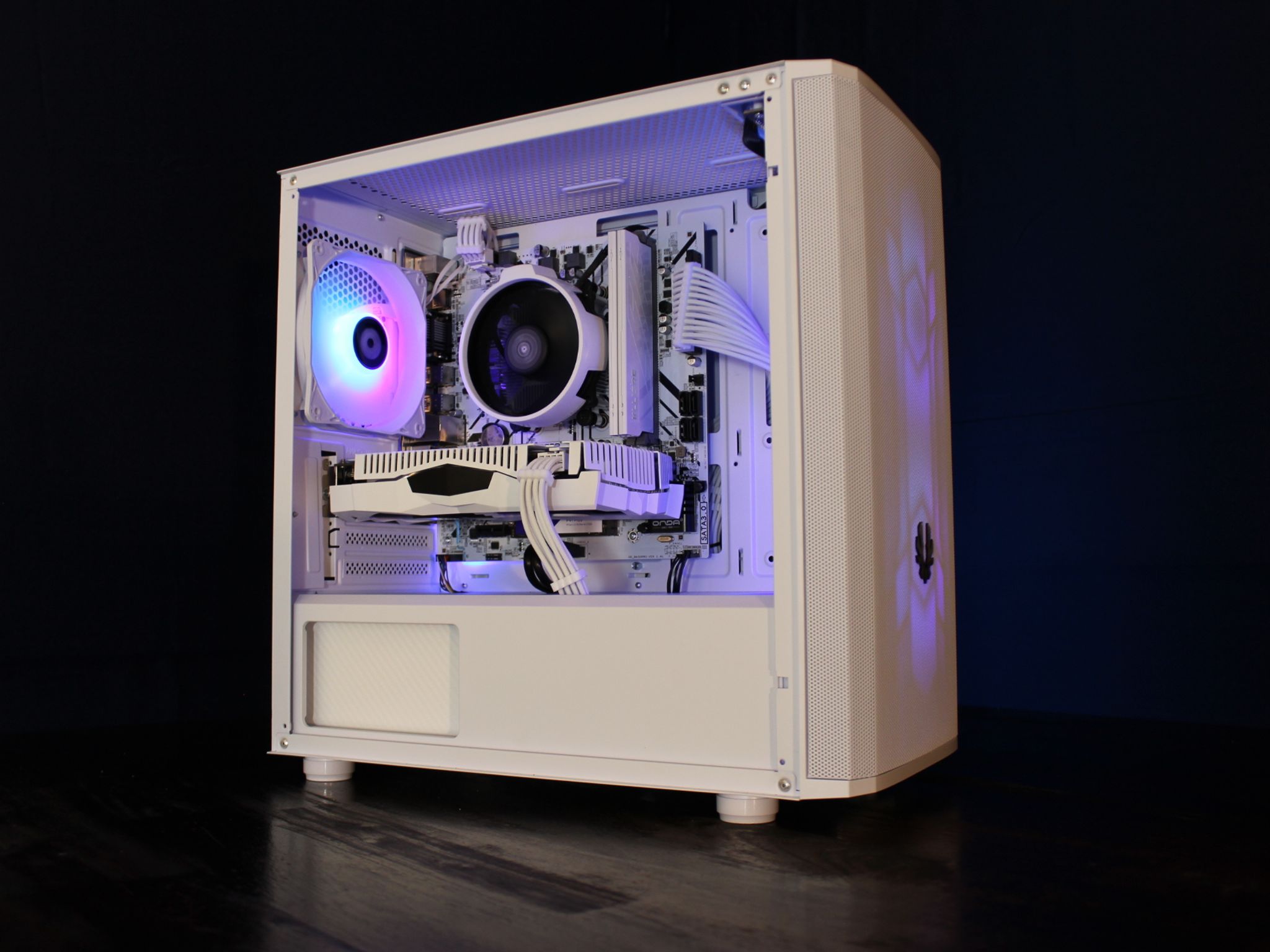 Gaming PC: Ryzen 5 3600, RTX 2060 Super, 16GB RAM, 1TB SSD