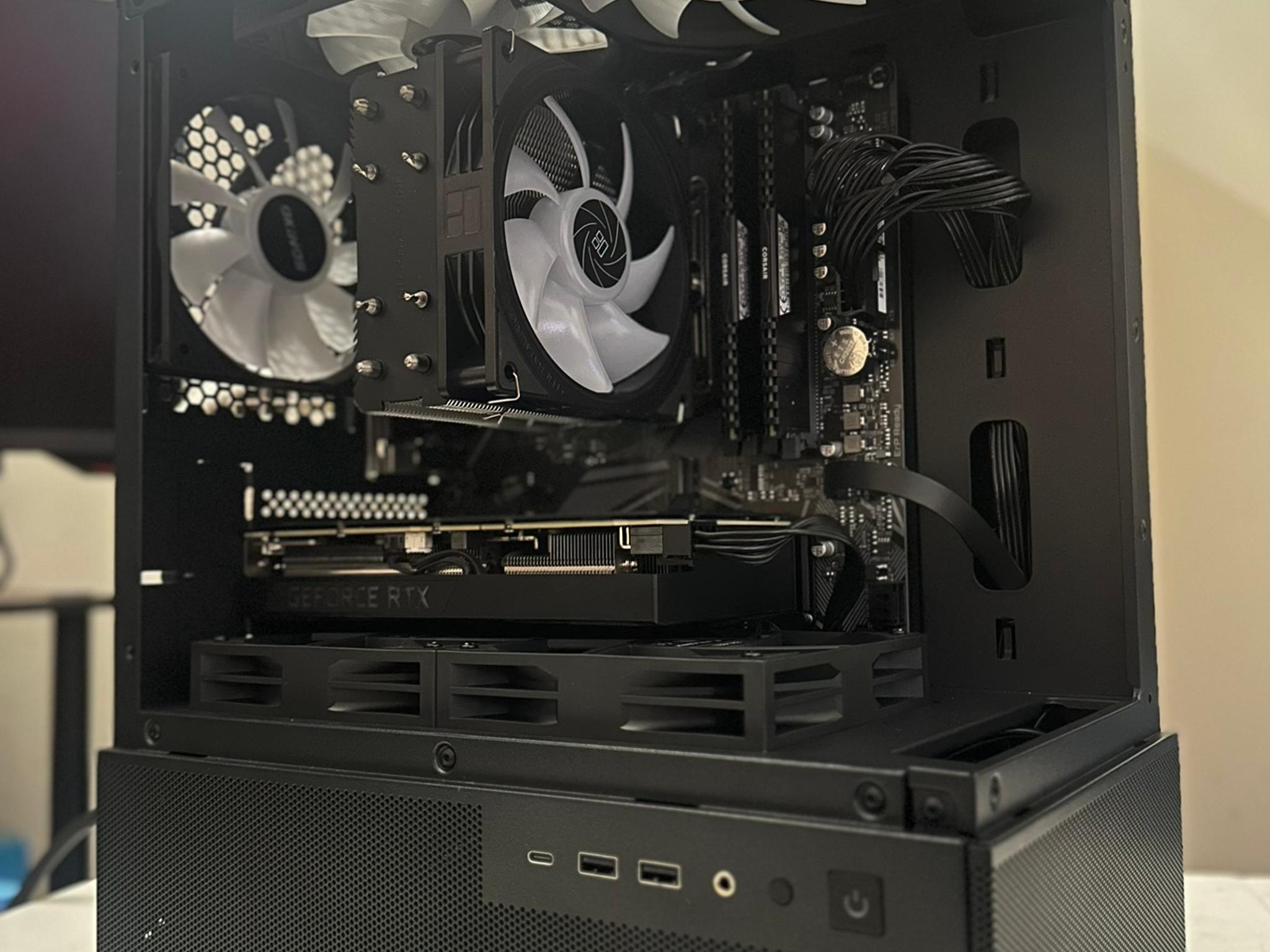 Ryzen 5 5500 / RTX 3060 Ti / 512GB NVME / 16GB RAM
