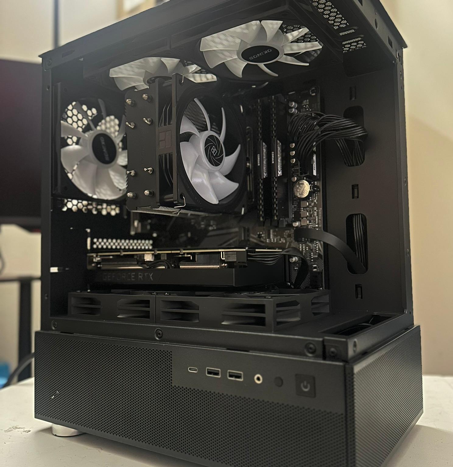 Ryzen 5 5500 / RTX 3060 Ti / 512GB NVME / 16GB RAM