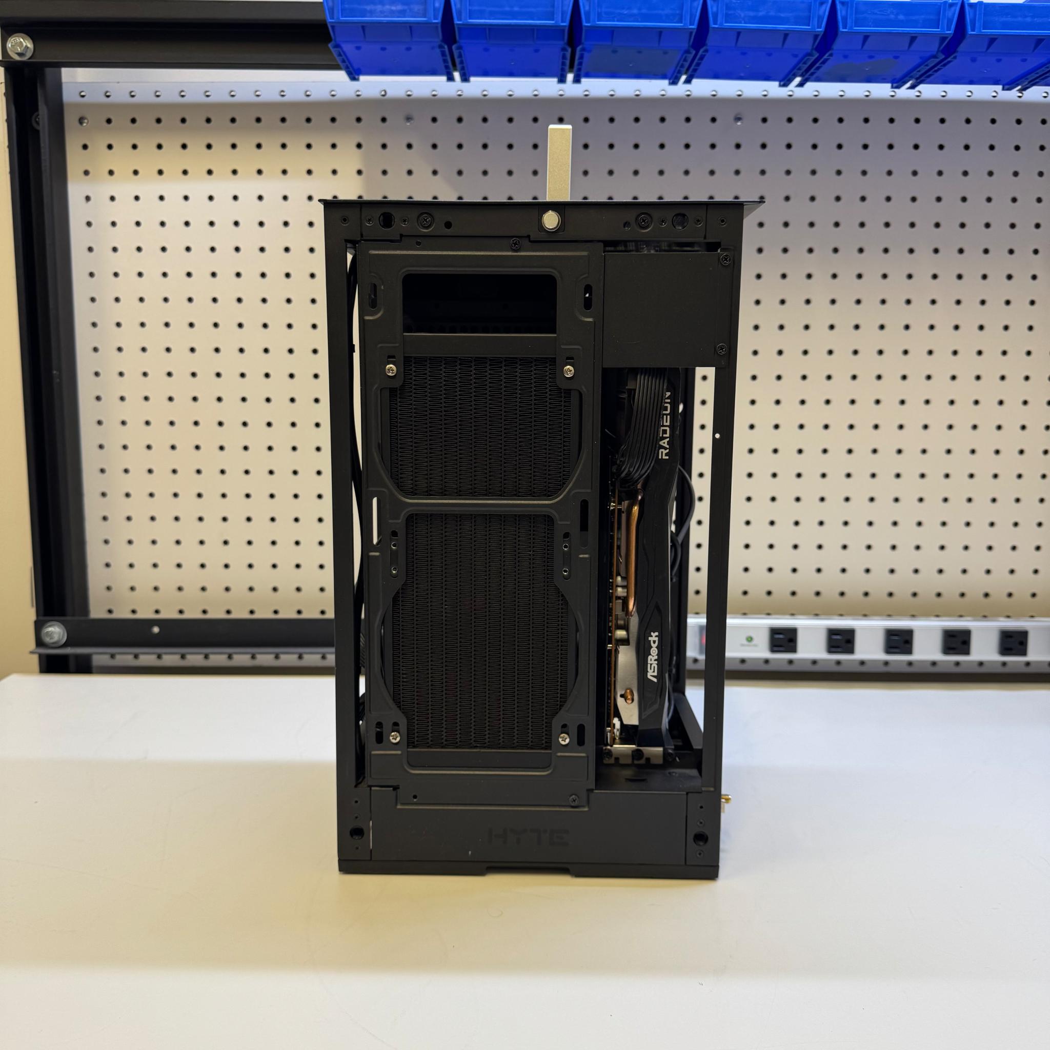 Budget SFF Gaming PC Intel i5 12600kf, RX 7600, 240 AIO Hyte Revolt