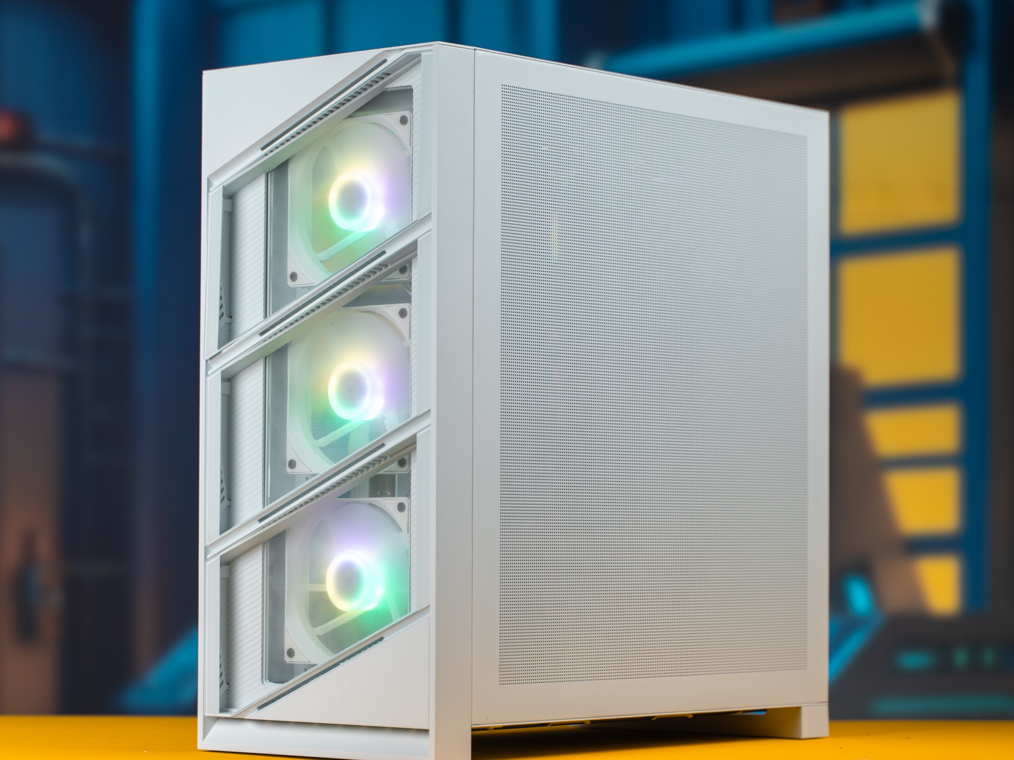 “Seganys” RX 7700 XT Ryzen 7 7800X3D 32GB Windows 11 2TB 1440P Powerhouse Gaming PC