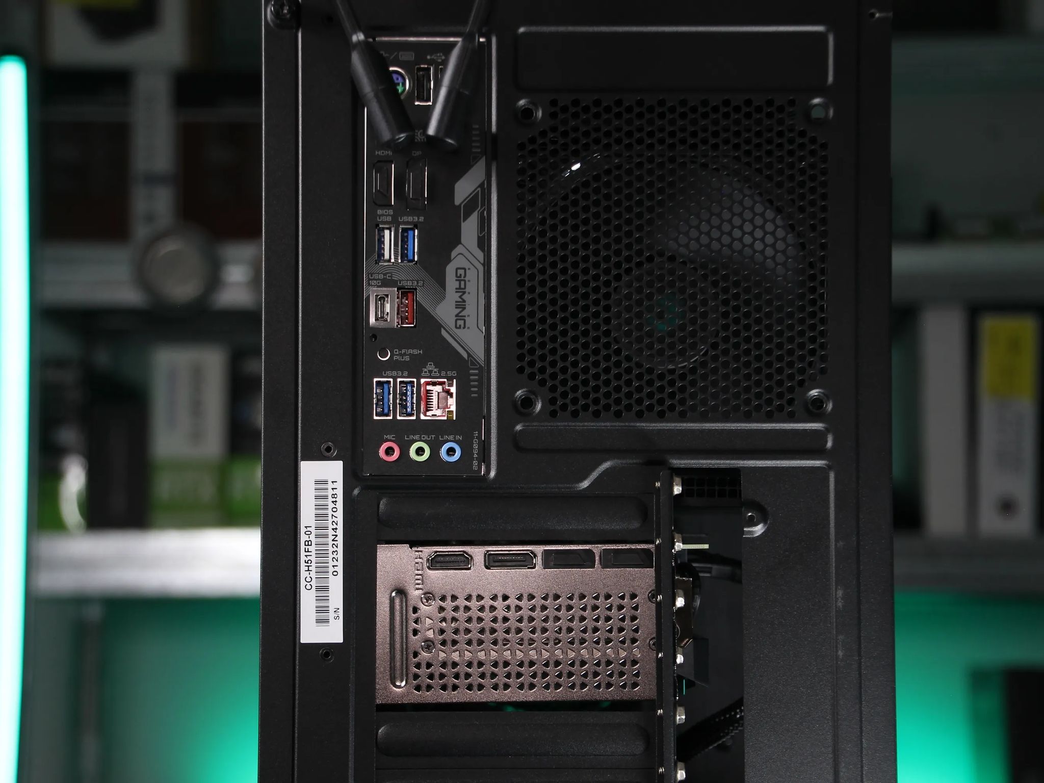 comm.004 // Ryzen 7 7800X3D, RTX 4070 Ti SUPER // High-End Gaming PC