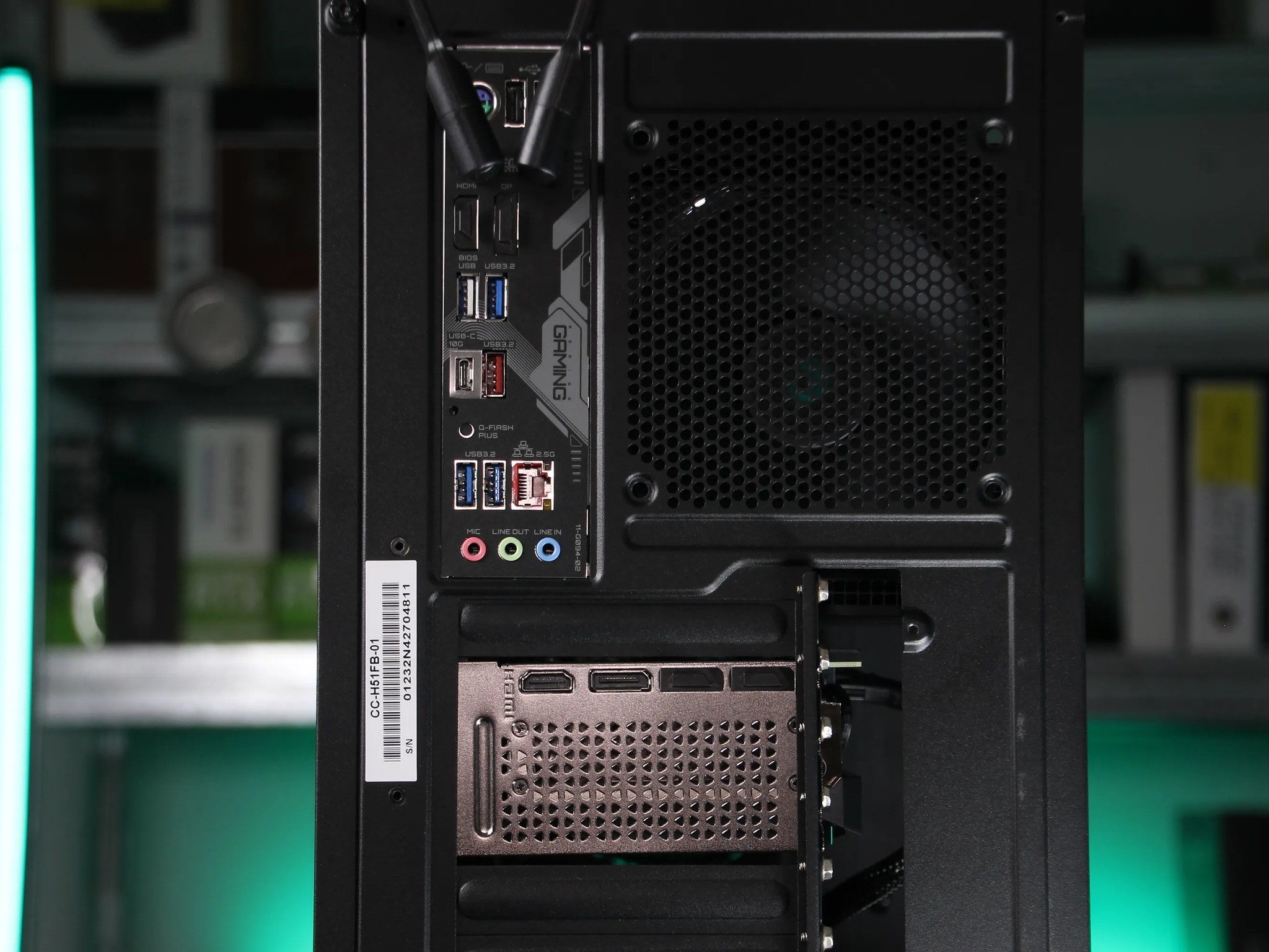 comm.004 // Ryzen 7 7800X3D, RTX 4070 Ti SUPER // High-End Gaming PC