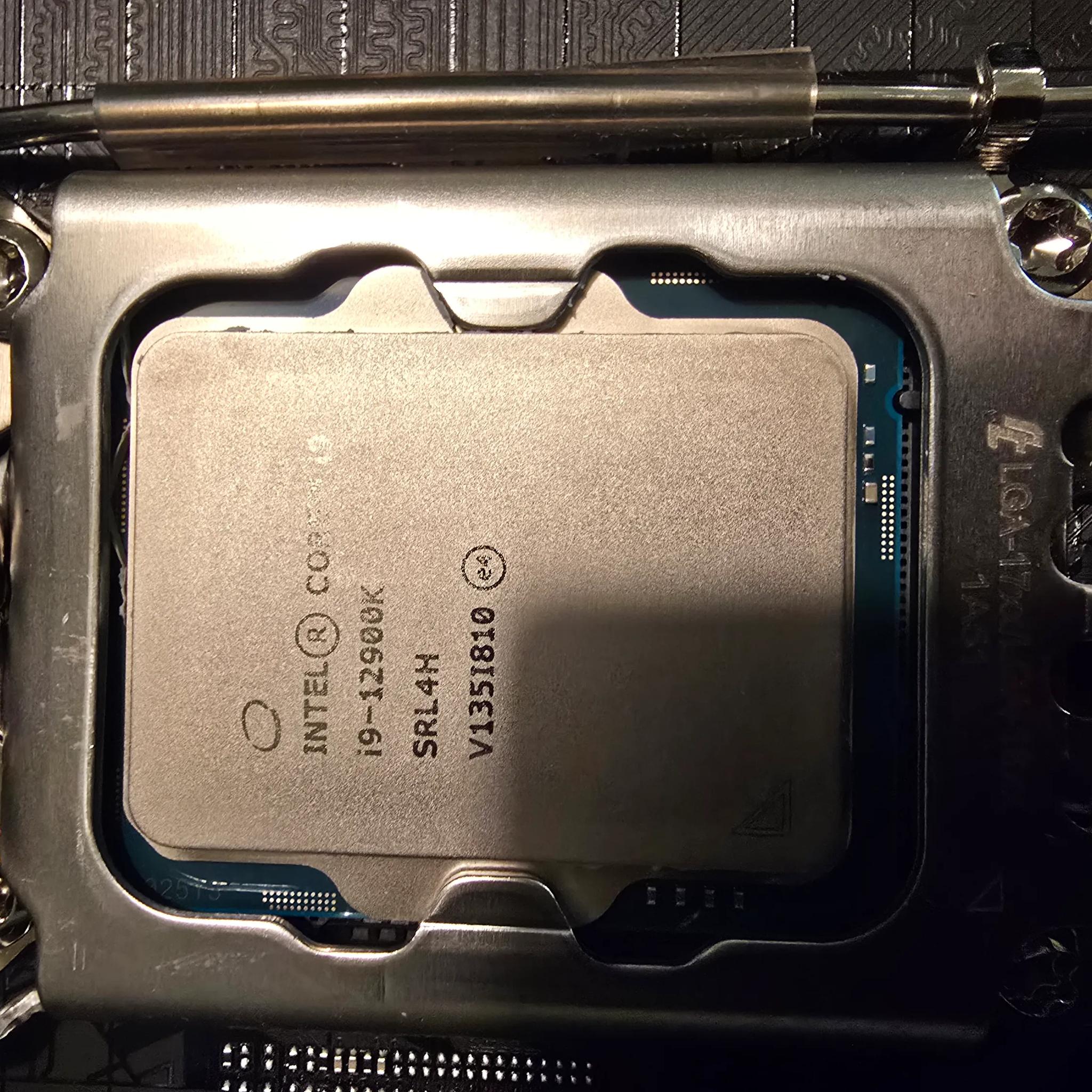 Intel 12900k and ASUS Z690 Motherboard and DDR 5 RAM