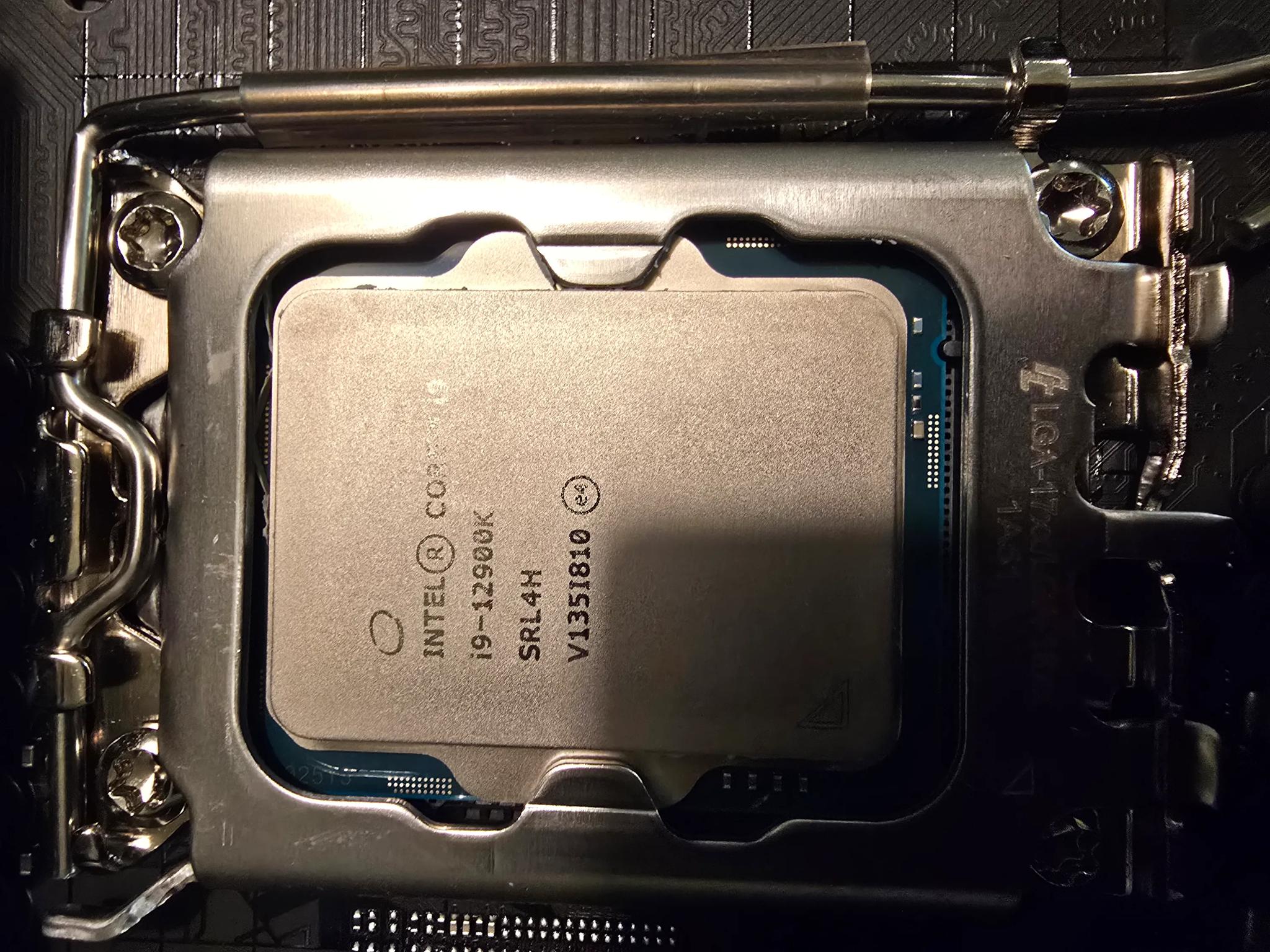 Intel 12900k and ASUS Z690 Motherboard and DDR 5 RAM