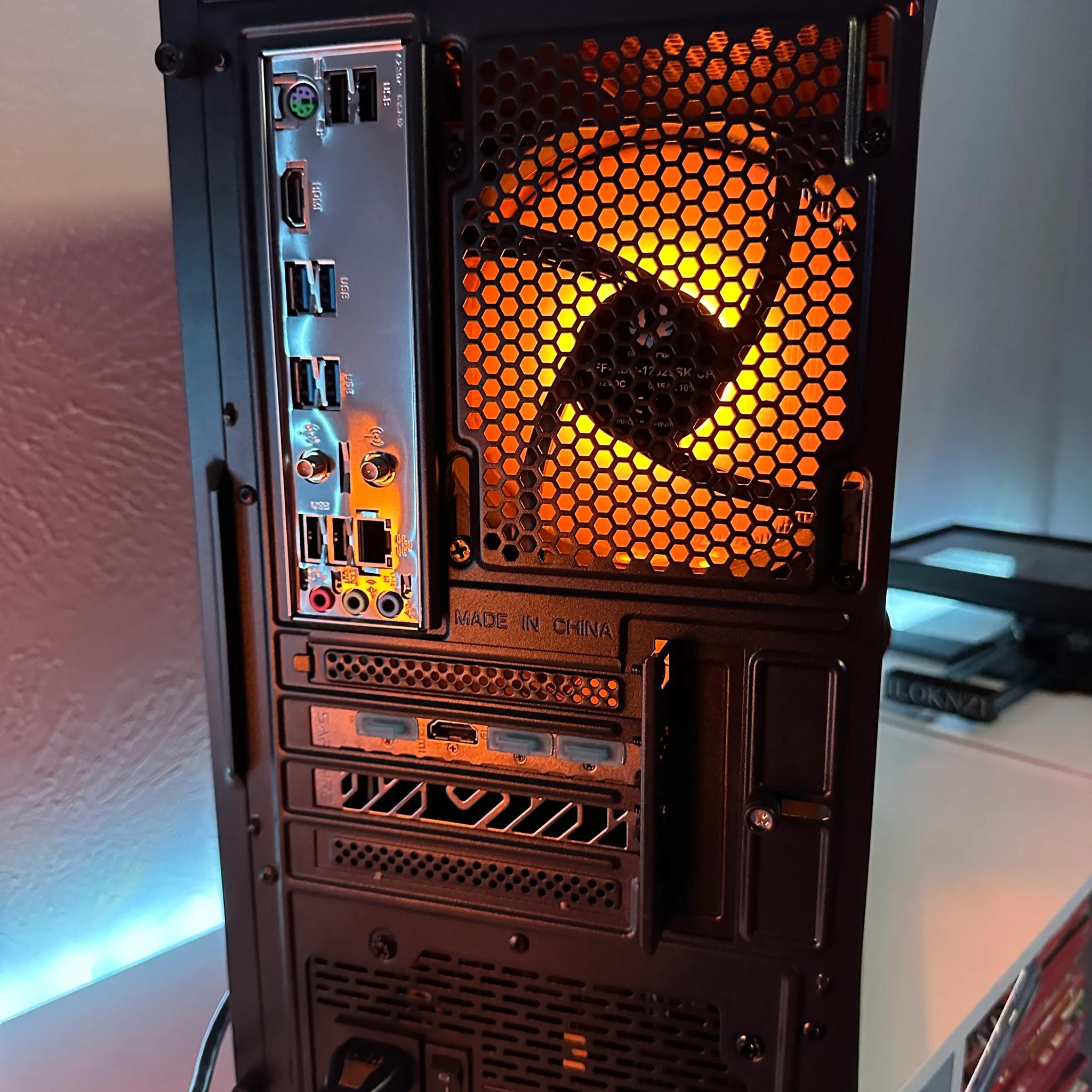 RX 6700XT / Ryzen 5600x Custom Gaming PC
