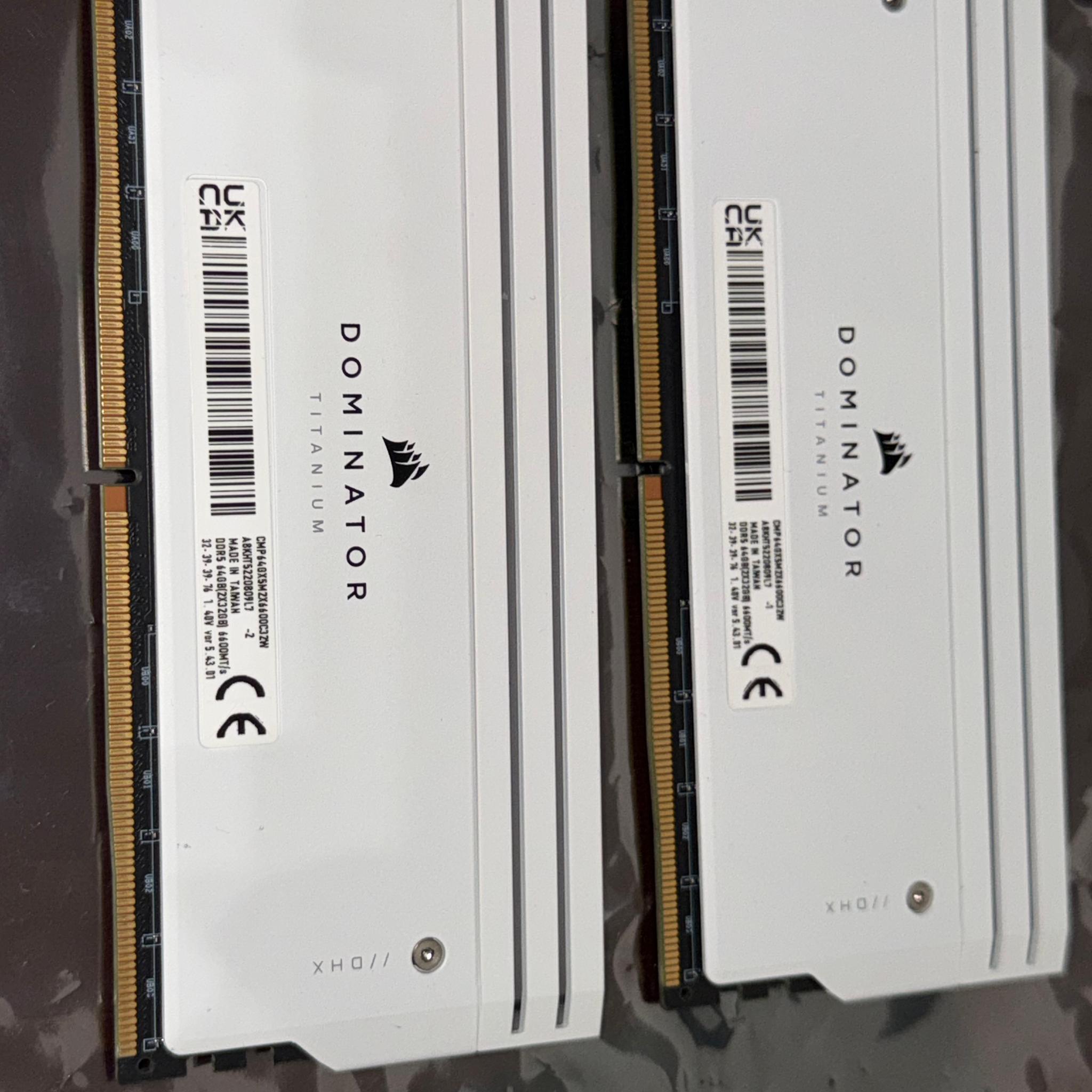 64GB DDR5 Corsair Dominator Titanium | 6600MTS
