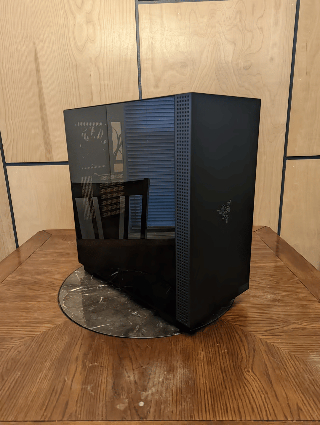 Open Box Like New Razer Tomahawk ATX Mid Tower