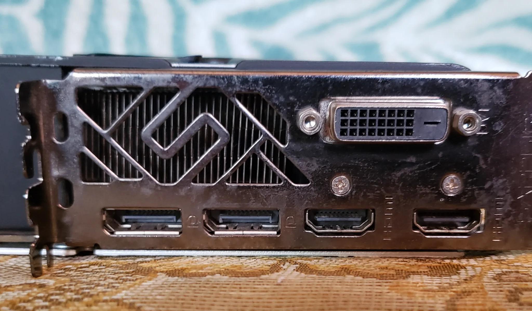 Sapphire NITRO+ RX 570 8GB | Budget Gaming GPU