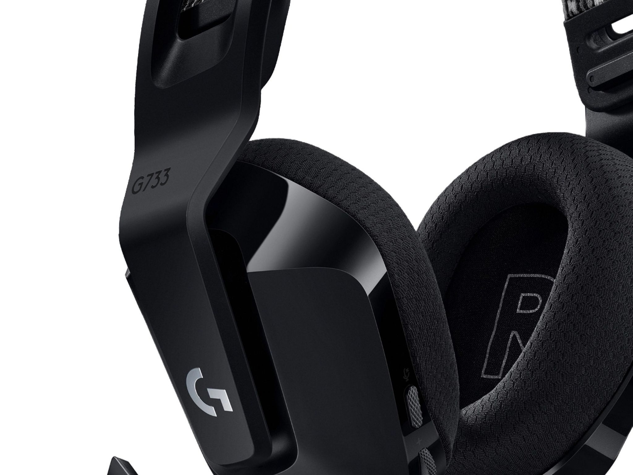 Logitech G733 Lightspeed Wireless Headset