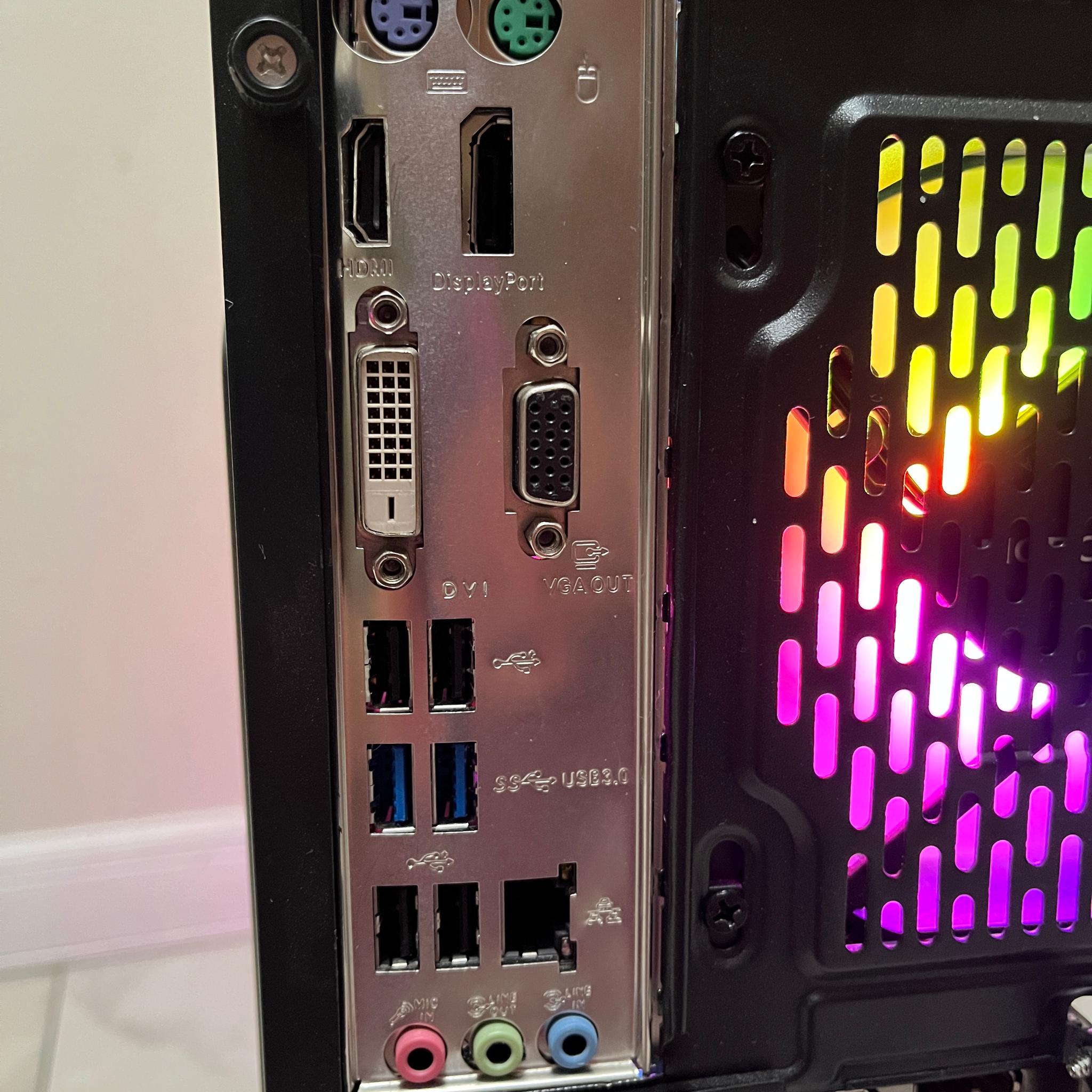 Budget Gaming PC-Intel i7-4790,NVIDIA GTX 770, 16GB RAM, 620GB Storage, w/ Wi-Fi & BT*Defective Case