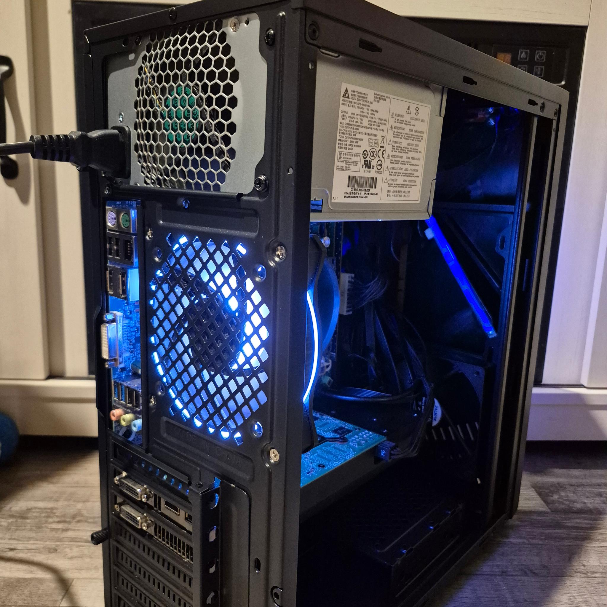 80 FPS Fortnite | i5-4570, 16GB RAM, 500GB SSD, GTX 660