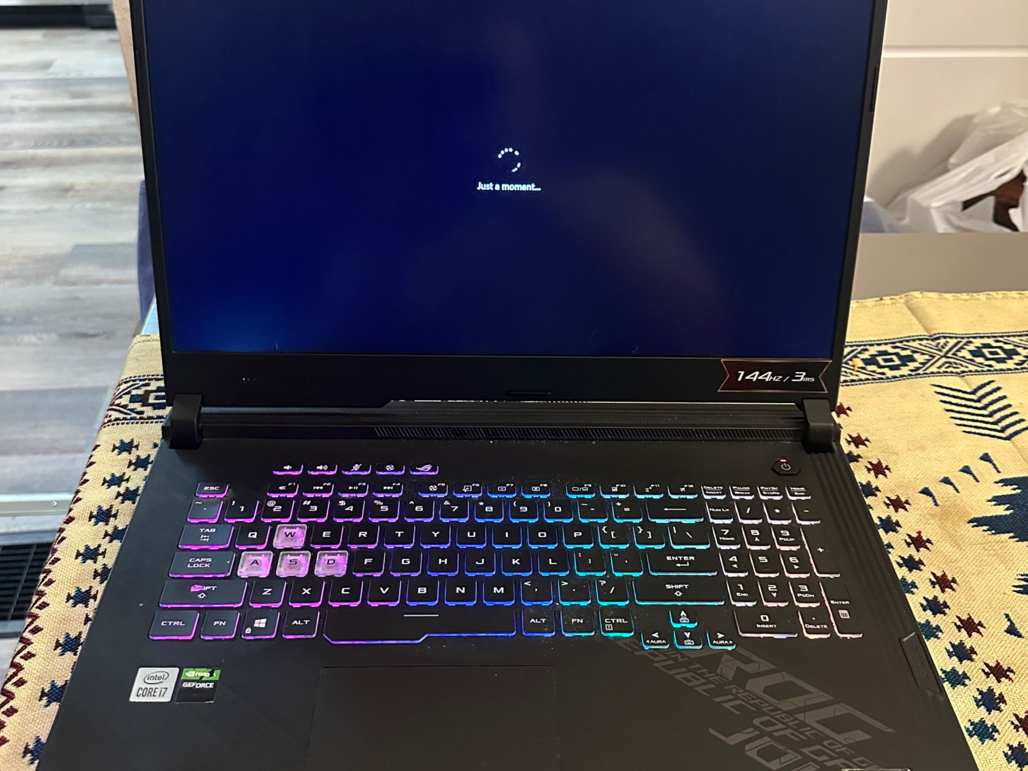 Asus ROG STRIX 2070 laptop
