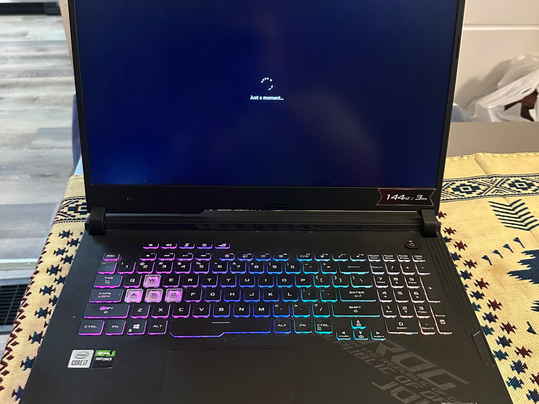Asus ROG STRIX 2070 laptop