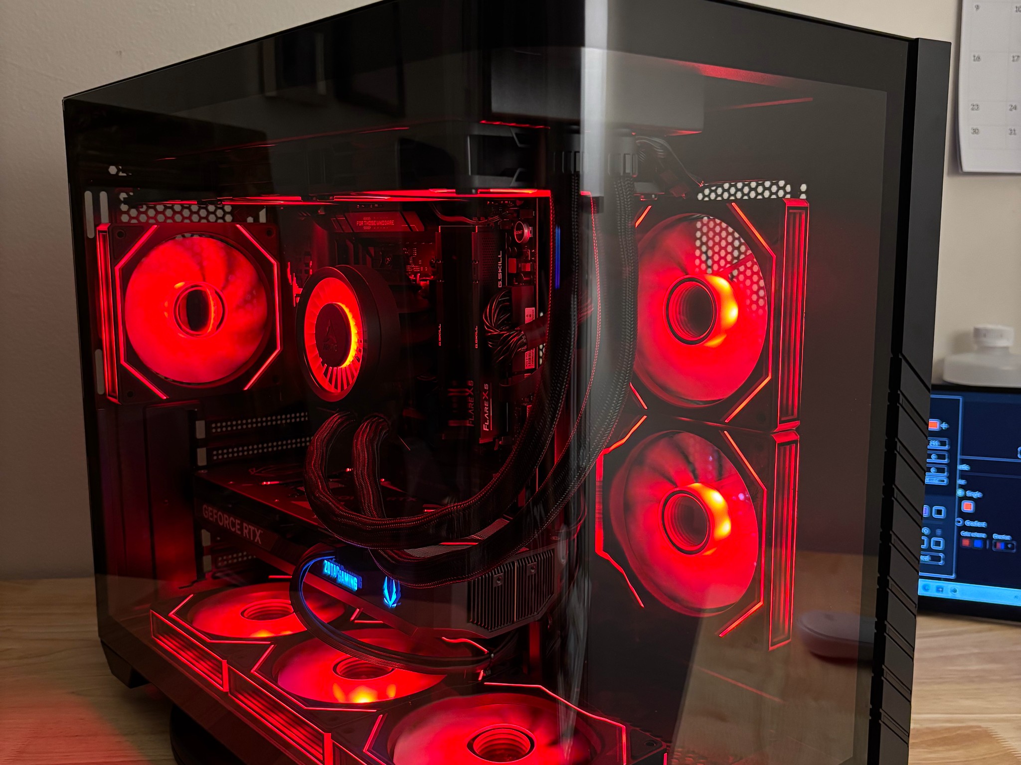 GeForce RTX 5070 Ti Custom Gaming PC - Ryzen 7 7800X3D | Nvidia 5070 Ti | 32 GB DDR5