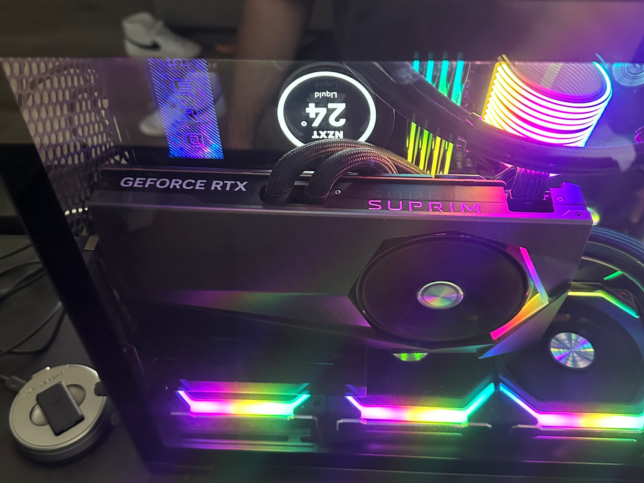 Suprim Liquid X 4090