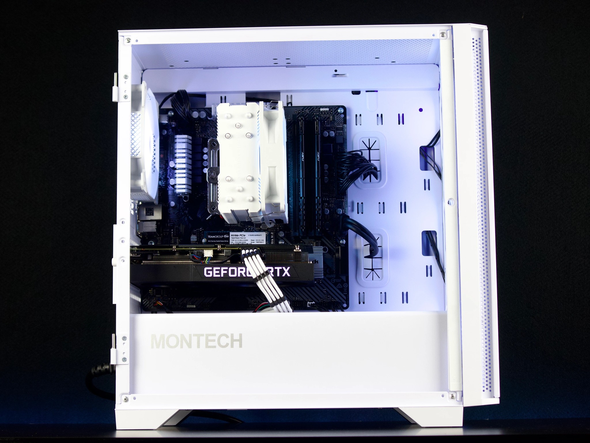 💜🤍💜 RTX 3060 Ti ⚪ Ryzen 5 3600 🟣 16GB RAM ⚪ 1TB NVMe