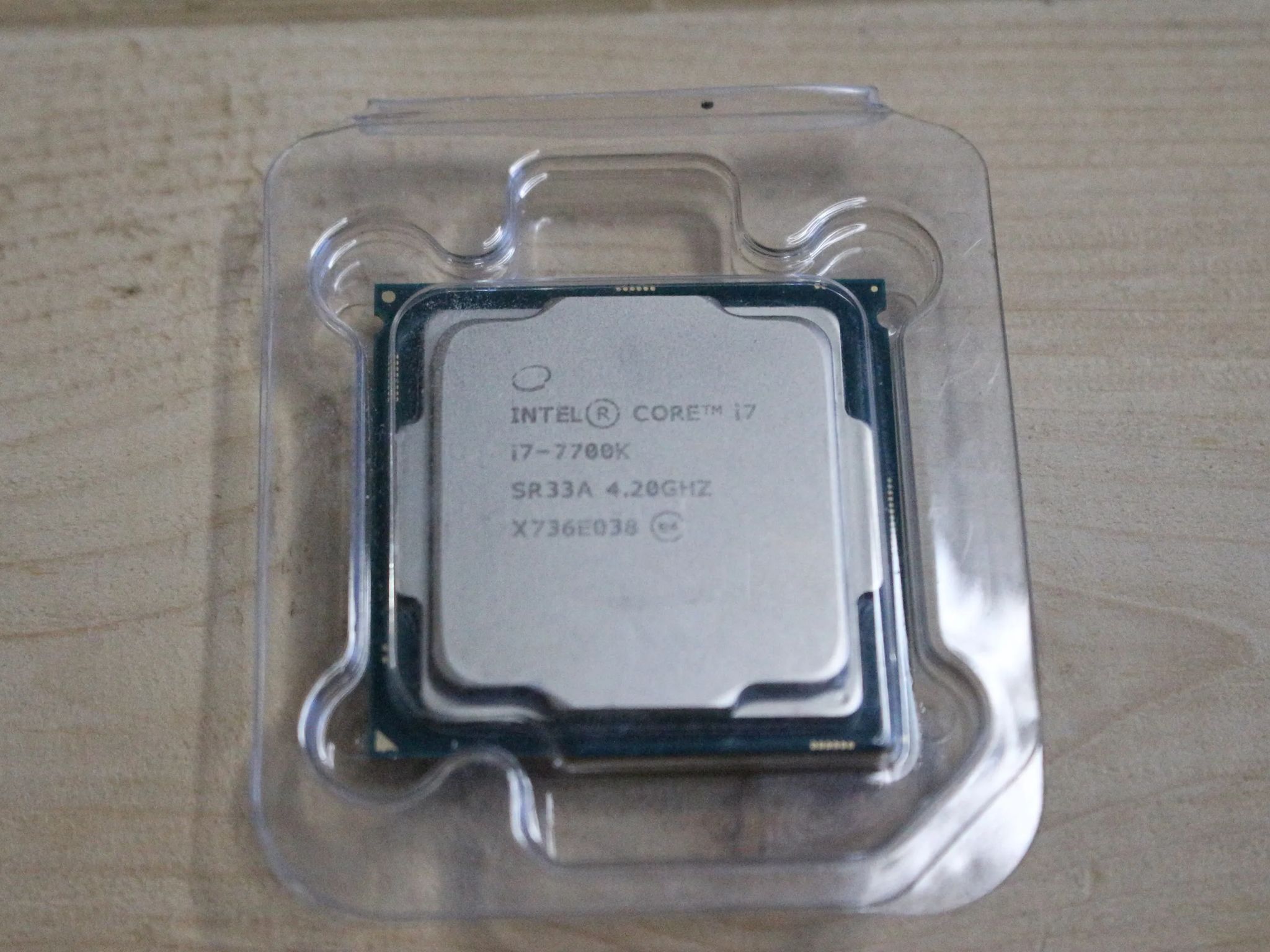 Intel Core i7-7700K | 4 Cores 8 Threads @4.20GHz