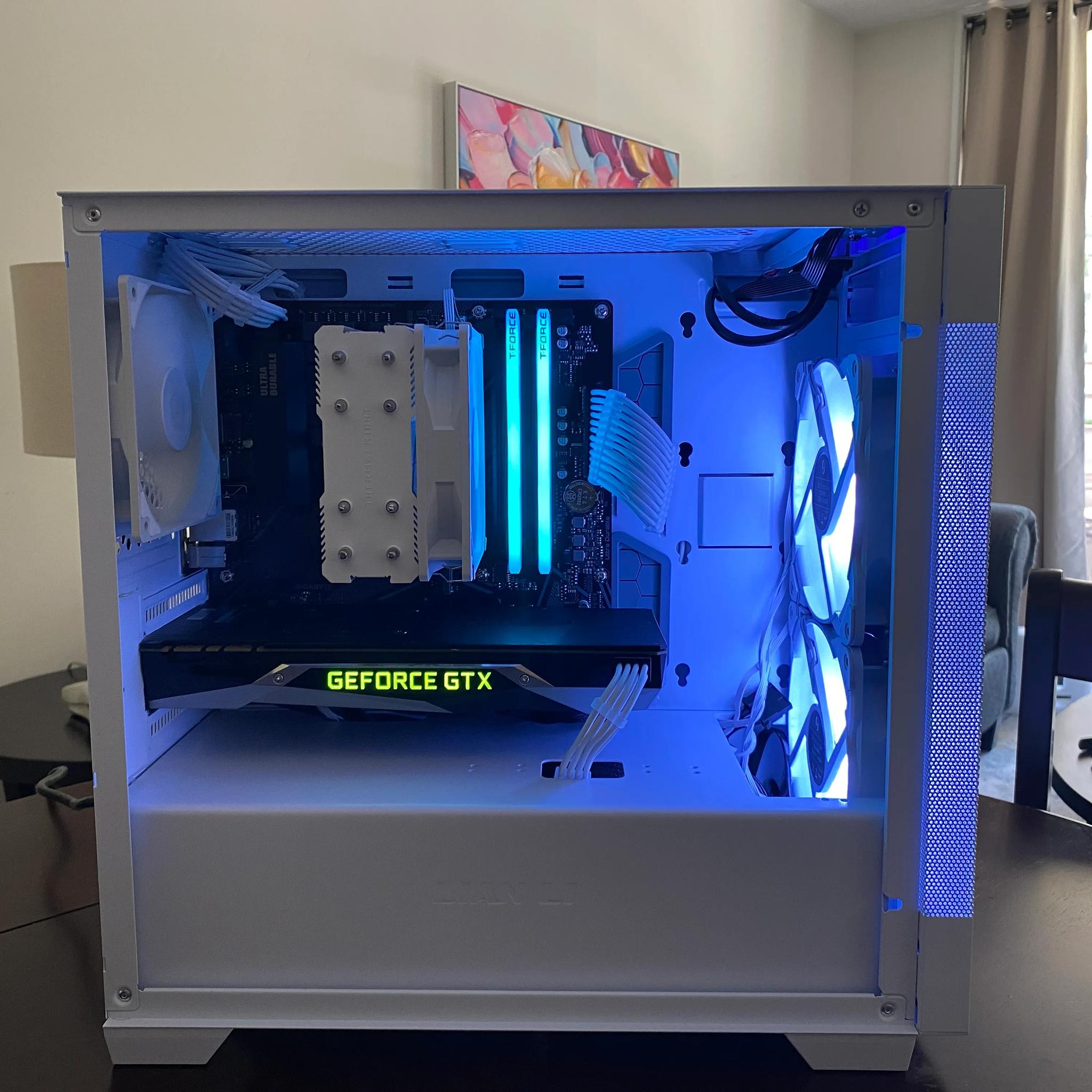 ⚪⚪SNOWFIELD⚪⚪ | 1080P Gaming BEAST! | GTX 1070 Founder's Edition 8GB, RYZEN 5, 16 GB RAM, 512 GB SSD