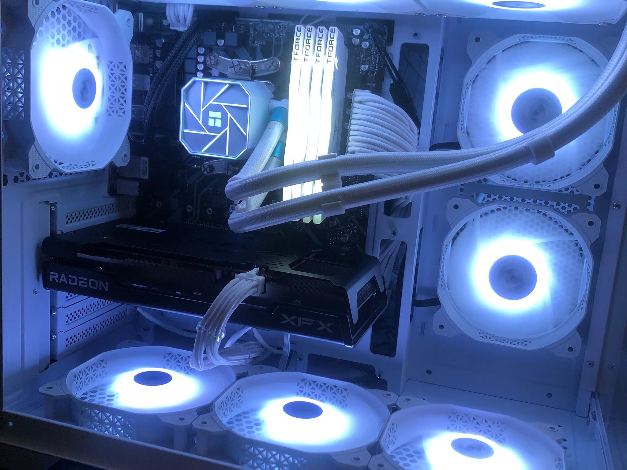 The pearly white 1440p gaming pc. with Ethernet/Wi-Fi/Bluetooth.