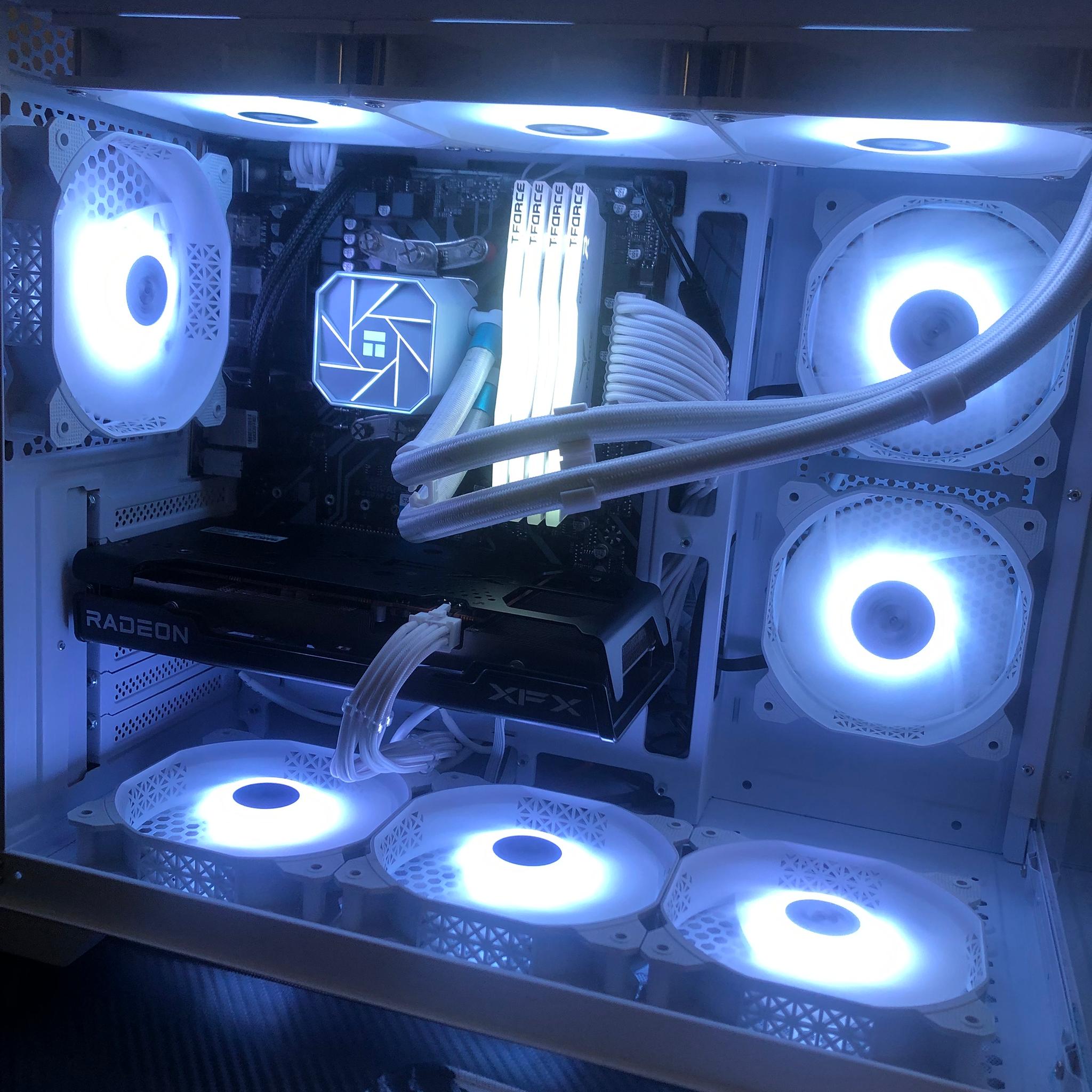 The pearly white 1440p gaming pc. with Ethernet/Wi-Fi/Bluetooth.