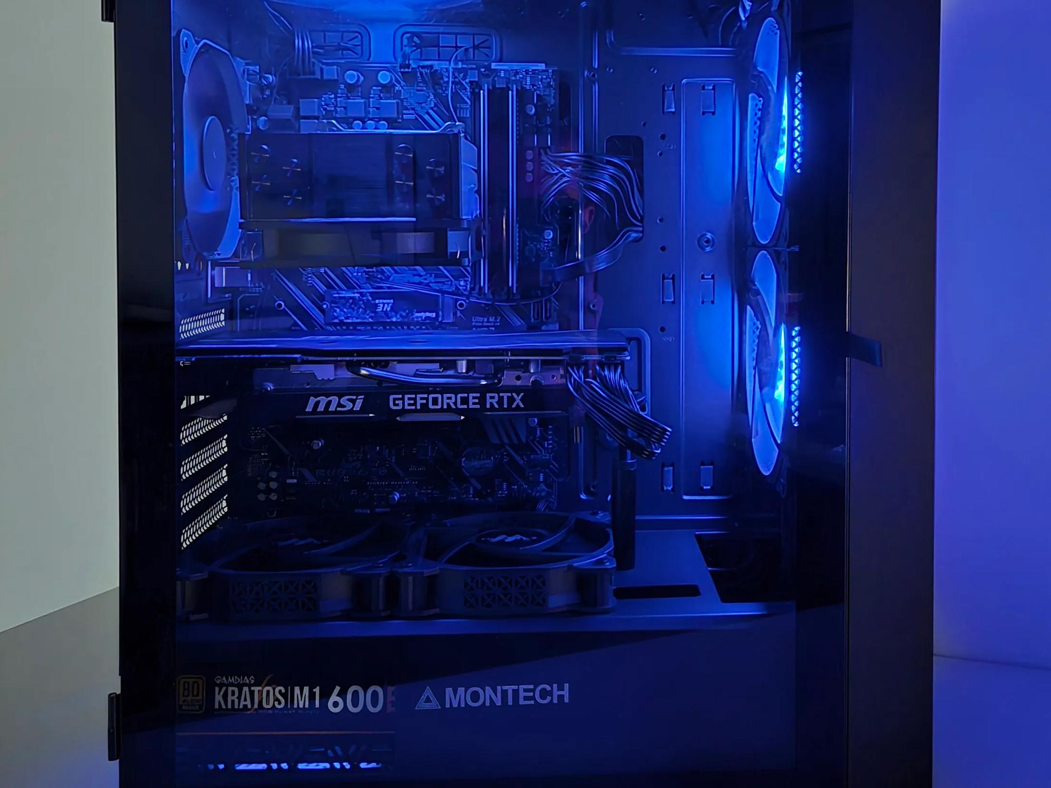 9900K - 2070 Super - 16GB DDR4 3200MHZ - 1TB NVME SSD