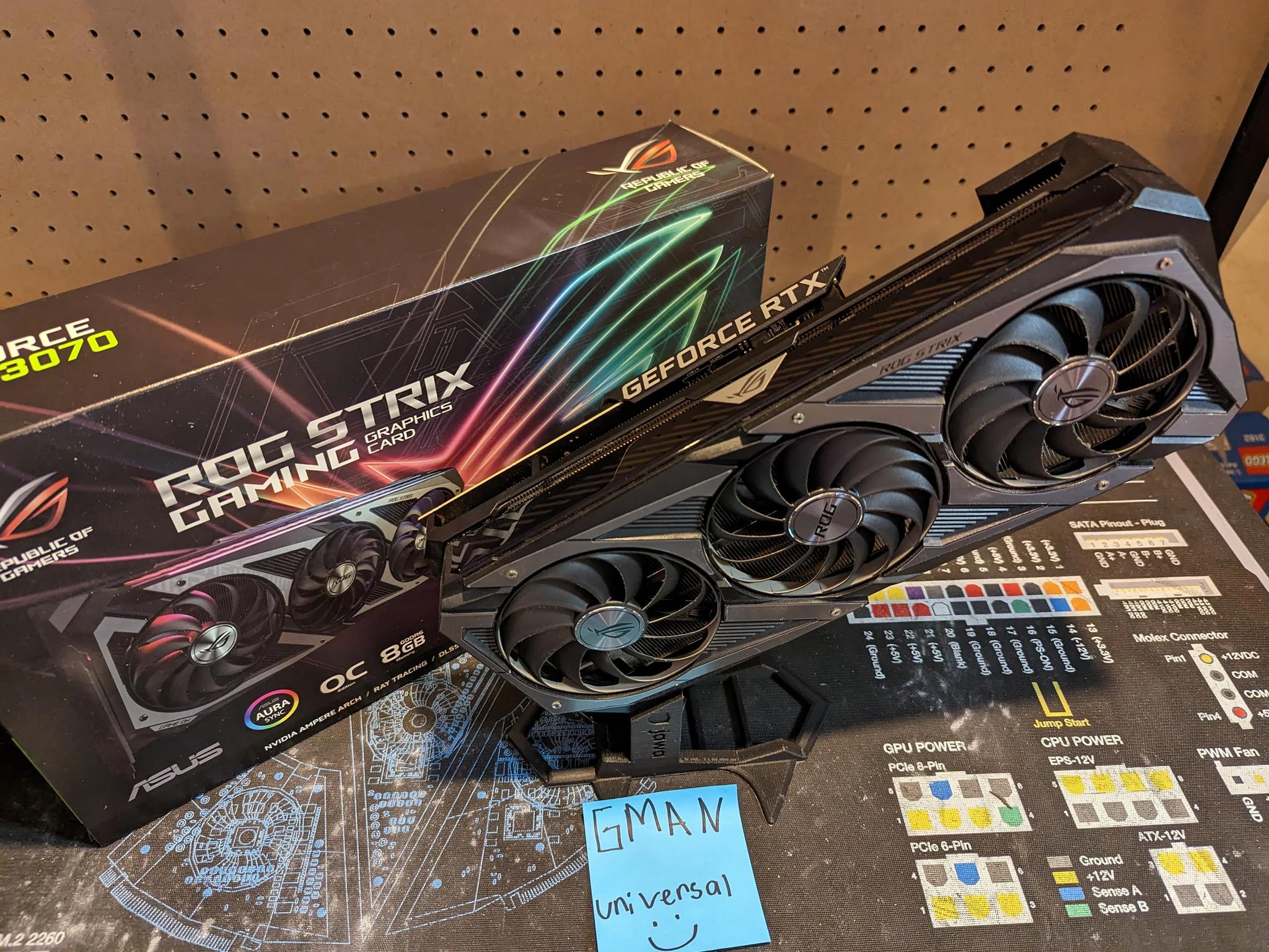 Asus GeForce RTX 3070 8 GB STRIX GAMING Video Card