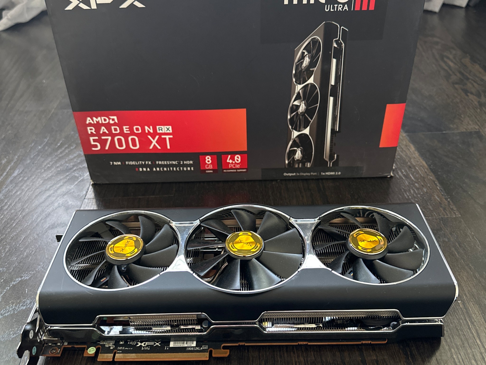 AMD Radeon 5700XT XFX Ultra Series