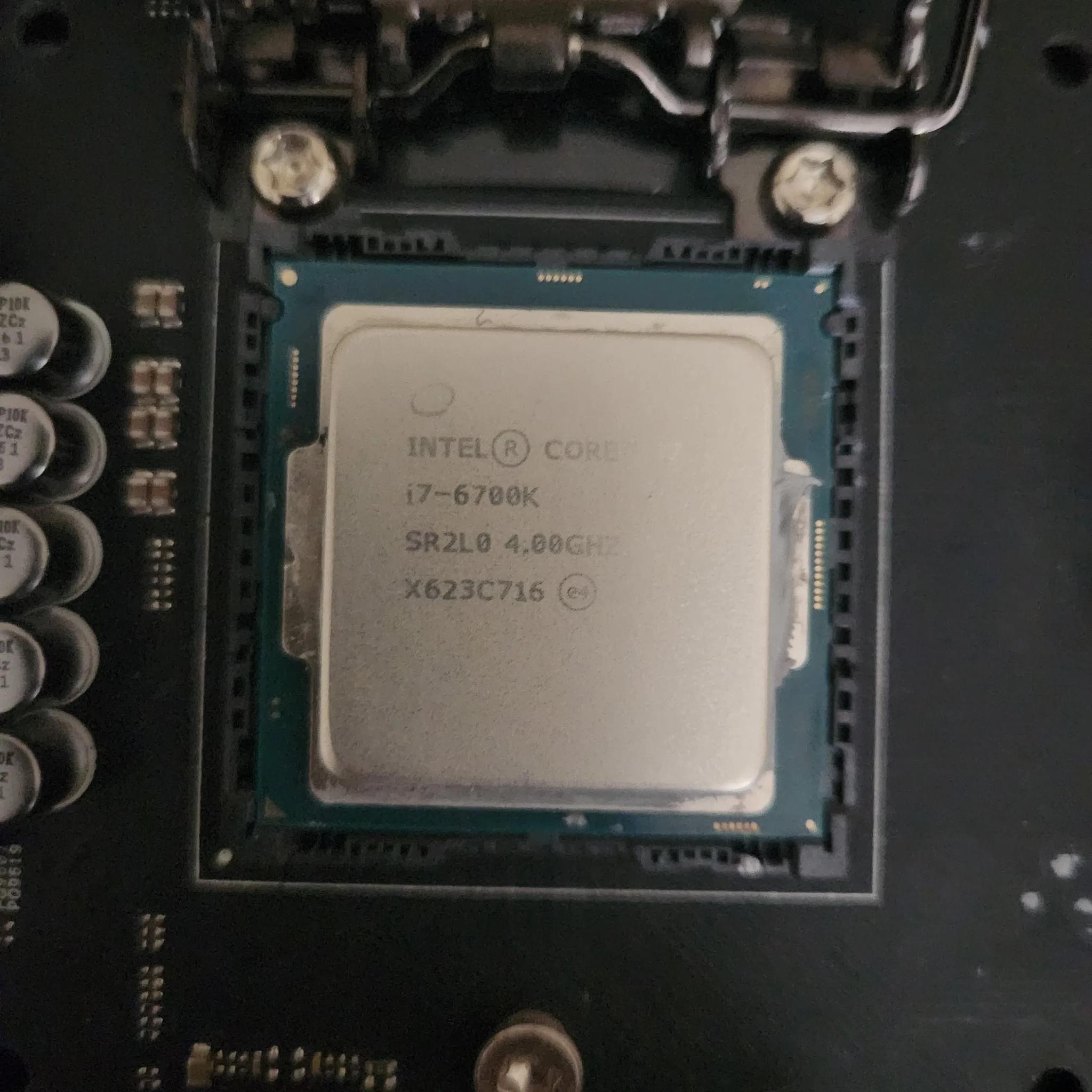 ROG MAXIMUS VIII EXTREME EATX LGA 1151 W/ i7 6700k