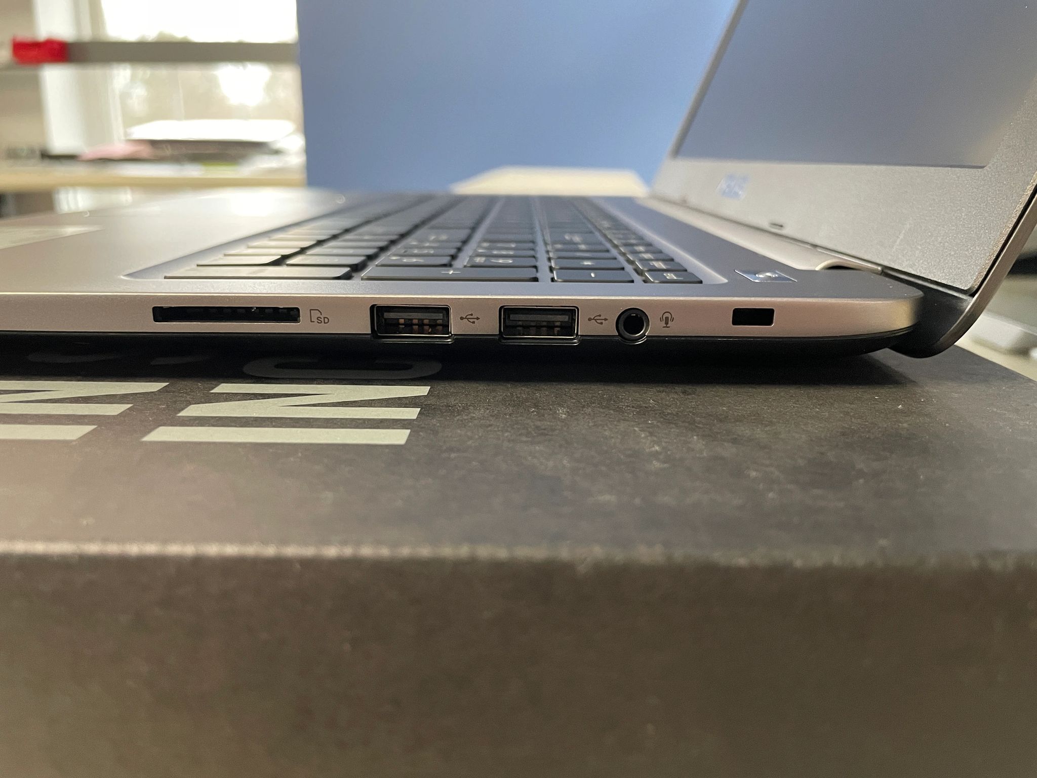 ASUS K501U Gaming Laptop - Core I7 NVIDIA GTX 950m Graphics