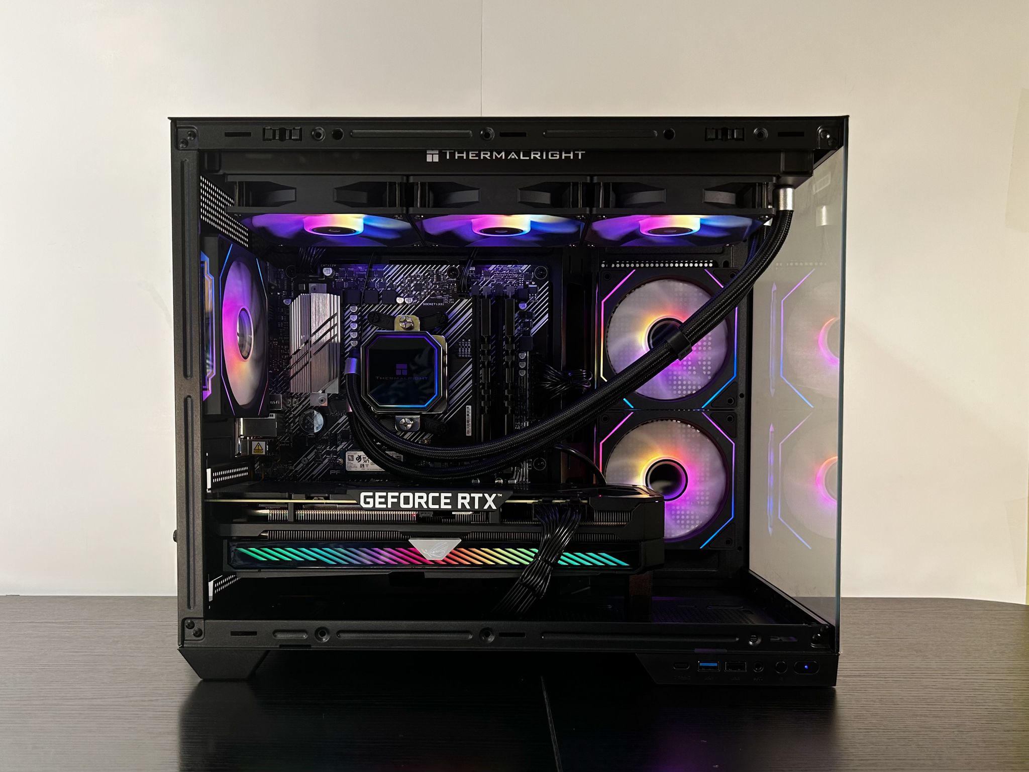 RTX 3070 / Ryzen 7 5800XT / 16GB RAM / 1TB SSD / Gaming PC