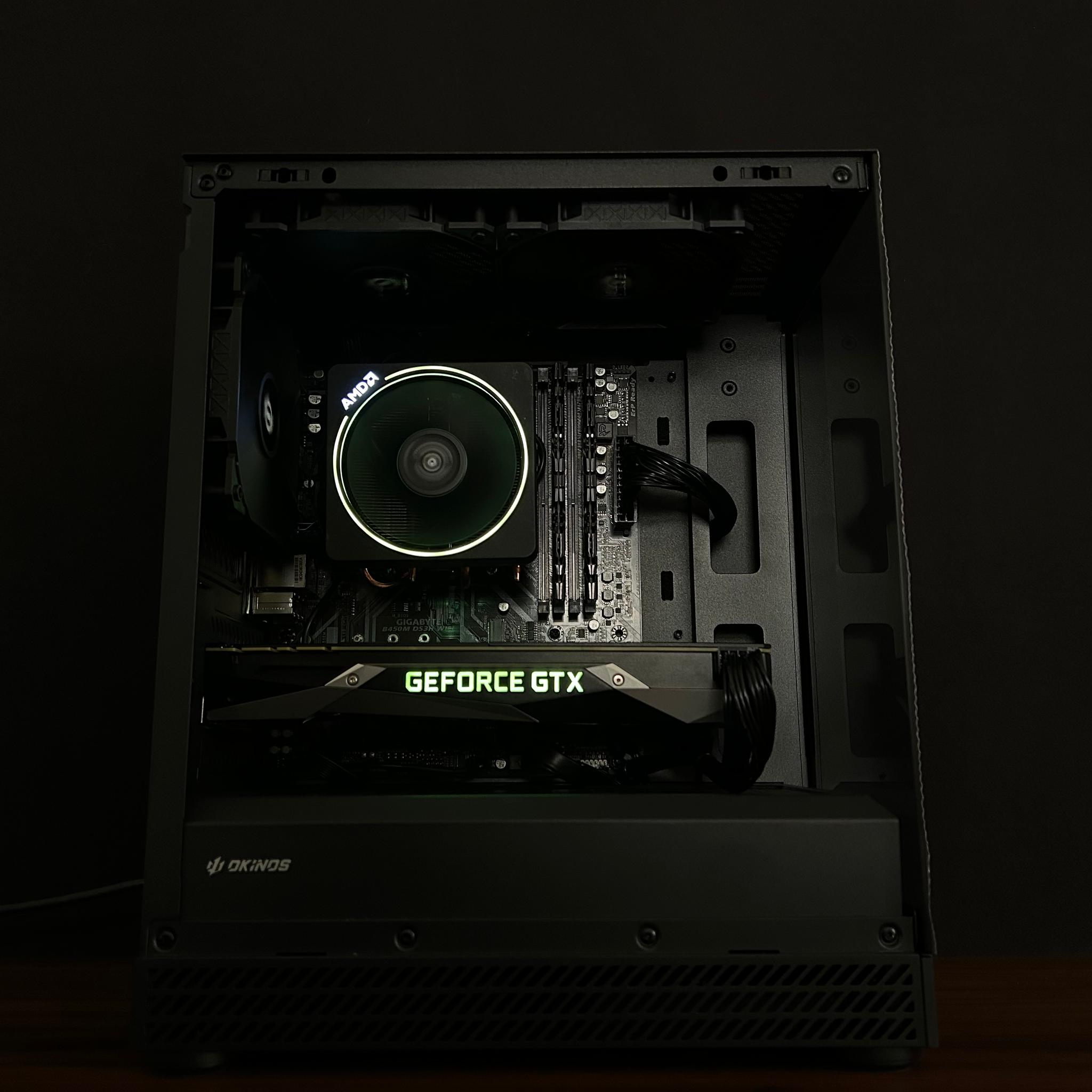 GeForce GTX 1080 Custom Gaming PC - Ryzen 7 2700X