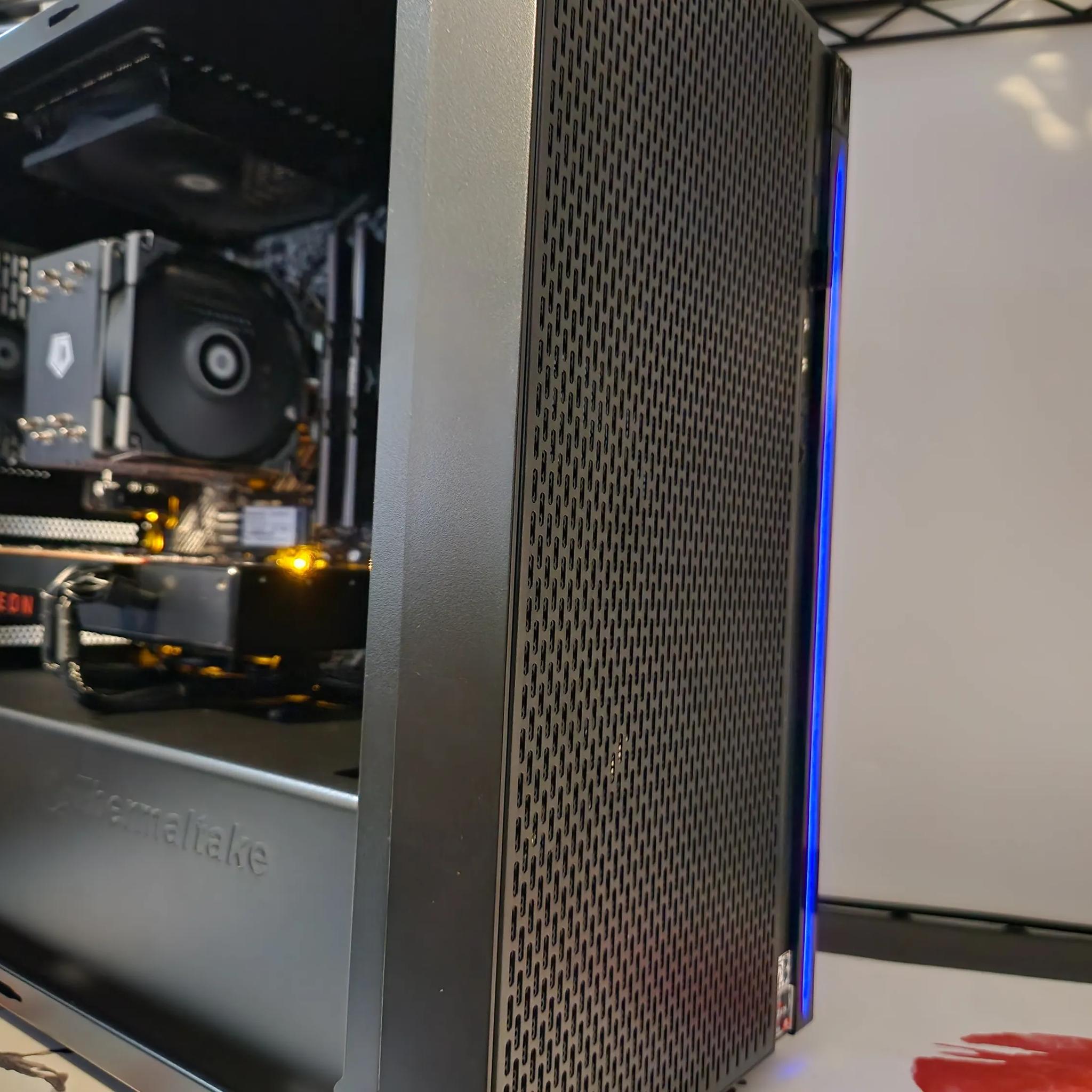 Budget Baller Stealth Build Ryzen 5 / 16GB / 1TB / RX570X