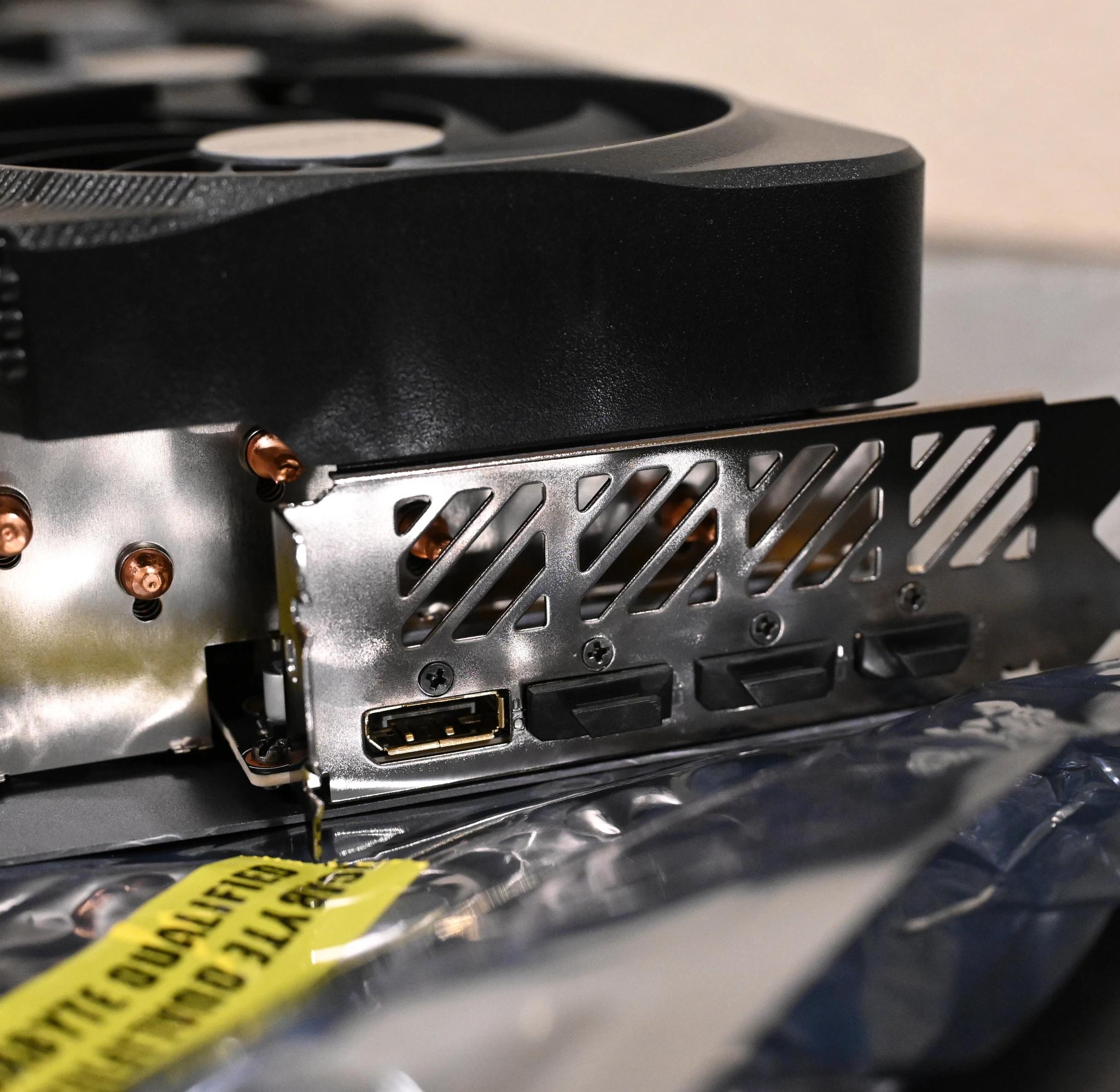 RTX 4080 Super / Gigabyte Gaming OC