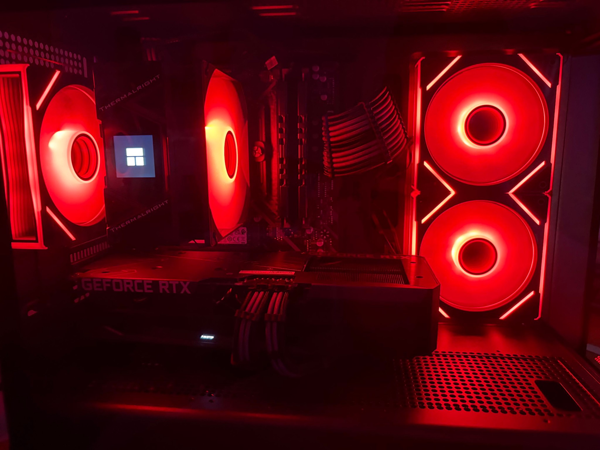 **❄️🔥 AORUS RTX 3060 ELITE 12GB + Ryzen 7 3700X | 16GB OLOy 3000MHz | 2.5TB Blackout Gaming PC 🔥❄️**