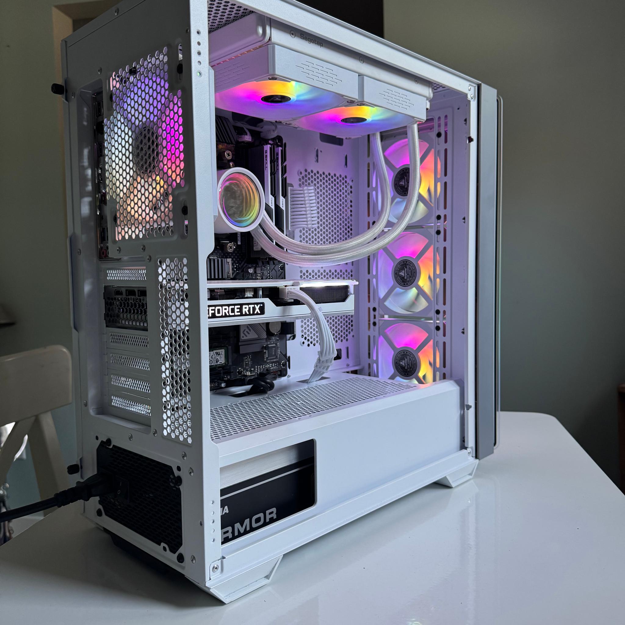 Infinity Frost | Custom Gaming PC | 3060 TI - R5 3600 - 16GB Ram - 512 Nvme